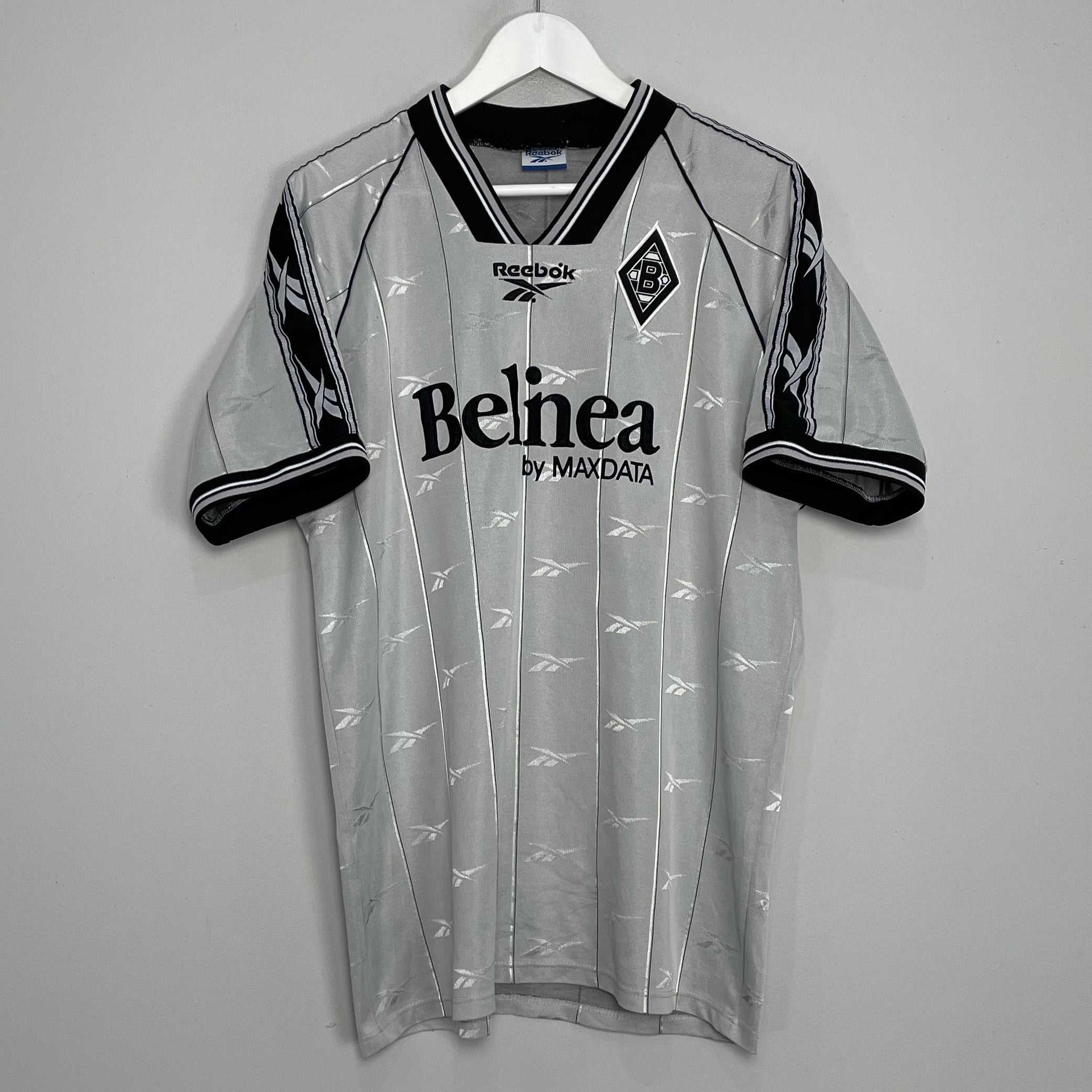 Shop 1997/98 MONCHENGLADBACH HOME SHIRT (L) REEBOK, classic football shirts, vintage football shirts & retro soccer jerseys at Cult Kits