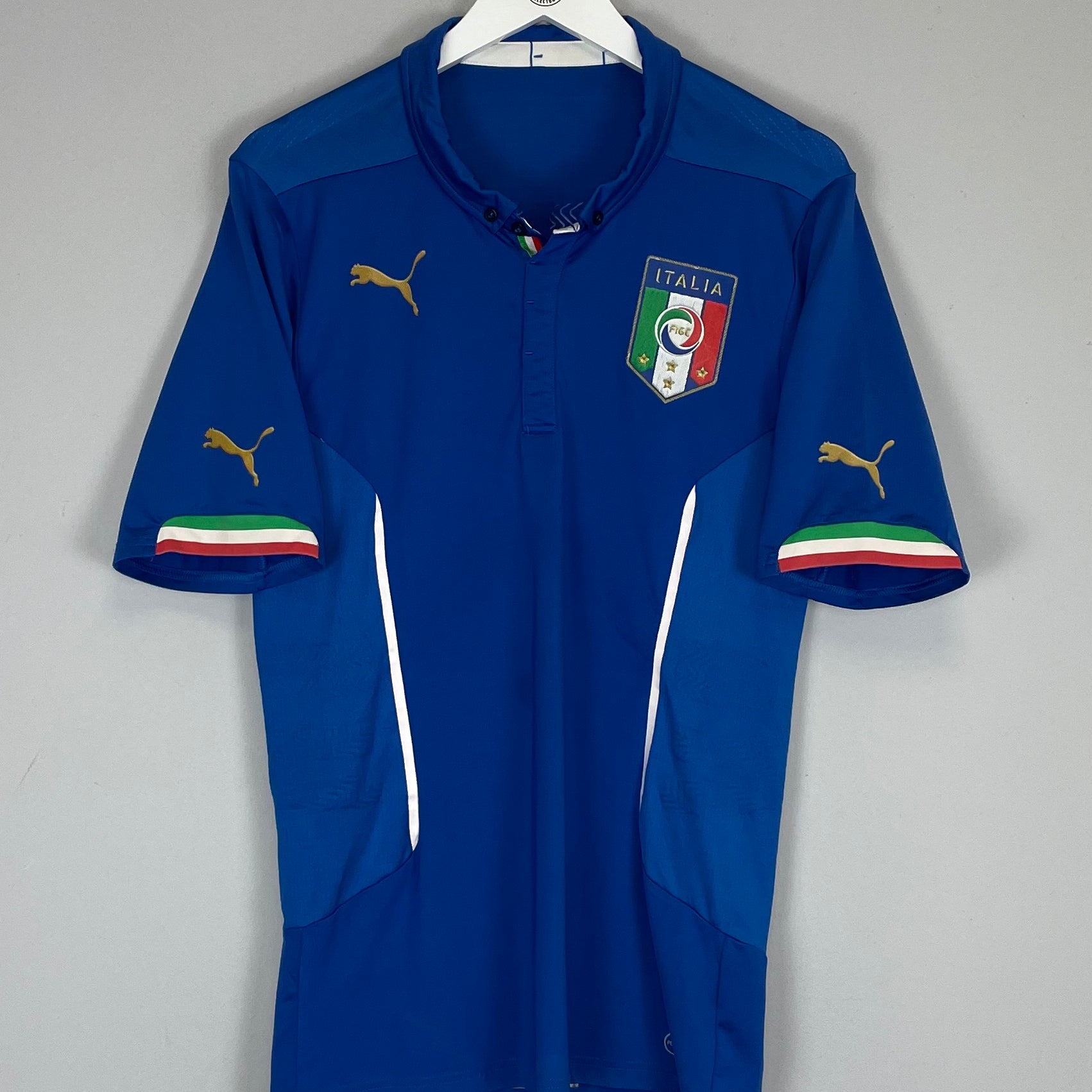 Shop 2014/15 ITALY *PLAYER ISSUE* HOME SHIRT (XL) PUMA, classic football shirts, vintage football shirts & retro soccer jerseys at Cult Kits