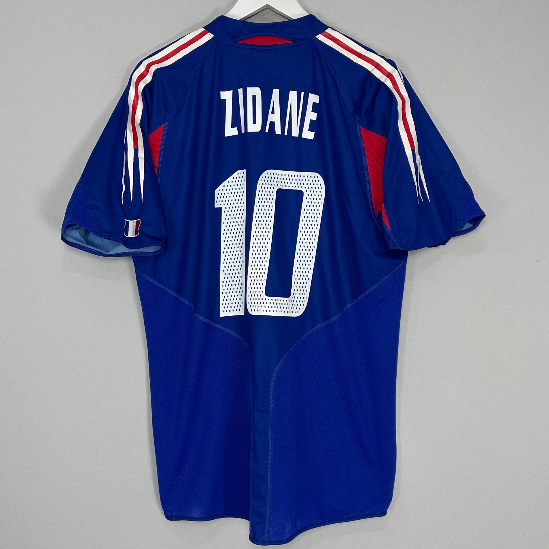 Shop 2004/06 FRANCE ZIDANE #10 HOME SHIRT (L) ADIDAS, classic football shirts, vintage football shirts & retro soccer jerseys at Cult Kits