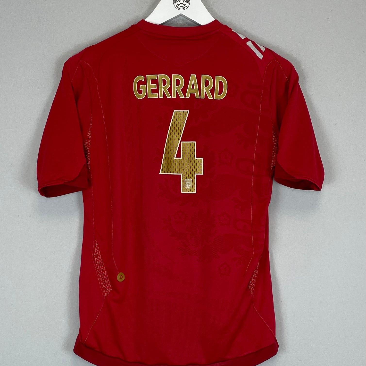 Shop 2006/08 ENGLAND GERRARD #4 AWAY SHIRT (XL.KIDS) UMBRO, classic football shirts, vintage football shirts & retro soccer jerseys at Cult Kits