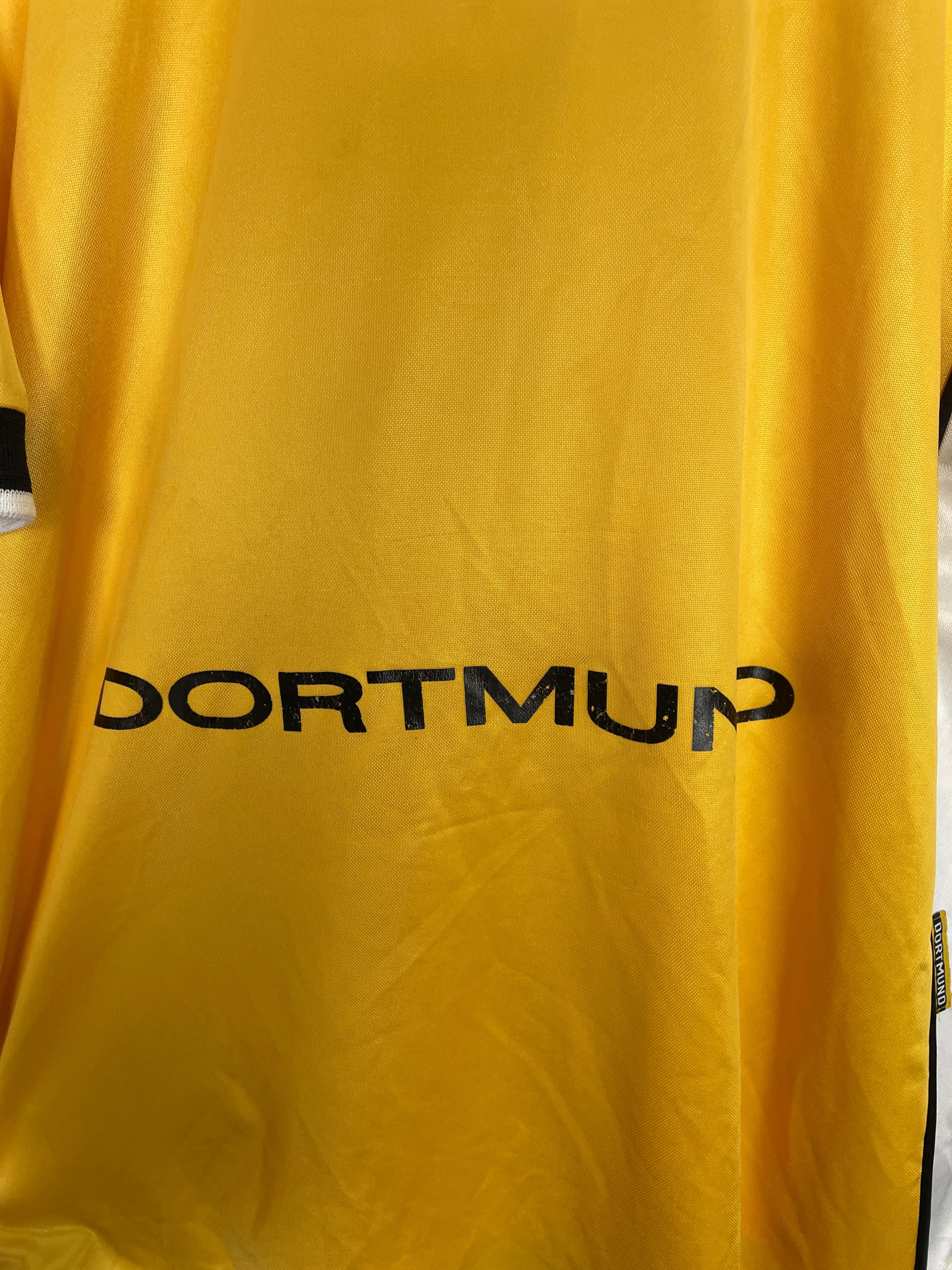 Shop 1998/00 DORTMUND HOME SHIRT (XXL) NIKE, classic football shirts, vintage football shirts & retro soccer jerseys at Cult Kits