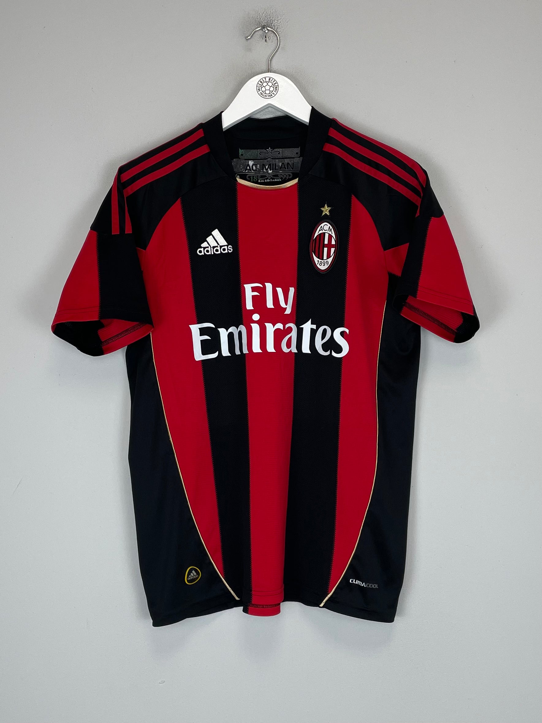 Buy 2010/11 AC MILAN RONALDINHO 80 HOME SHIRT (S) ADIDAS ~ Free worldwide shipping ~ Authentic Vintage Football Shirts from Cult Kits