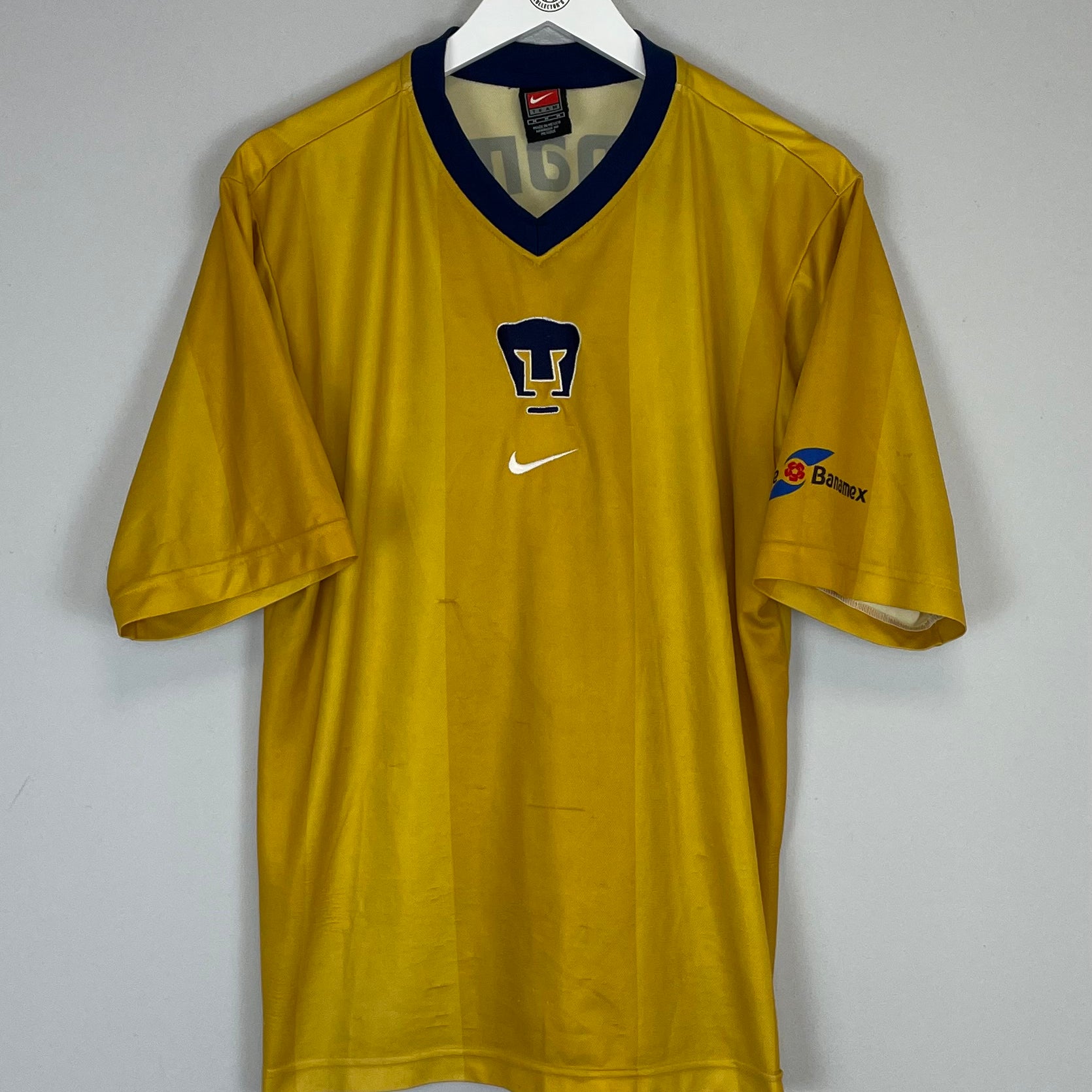 Shop 2000/01 UNAM PUMAS AWAY SHIRT (M) NIKE, classic football shirts, vintage football shirts & retro soccer jerseys at Cult Kits