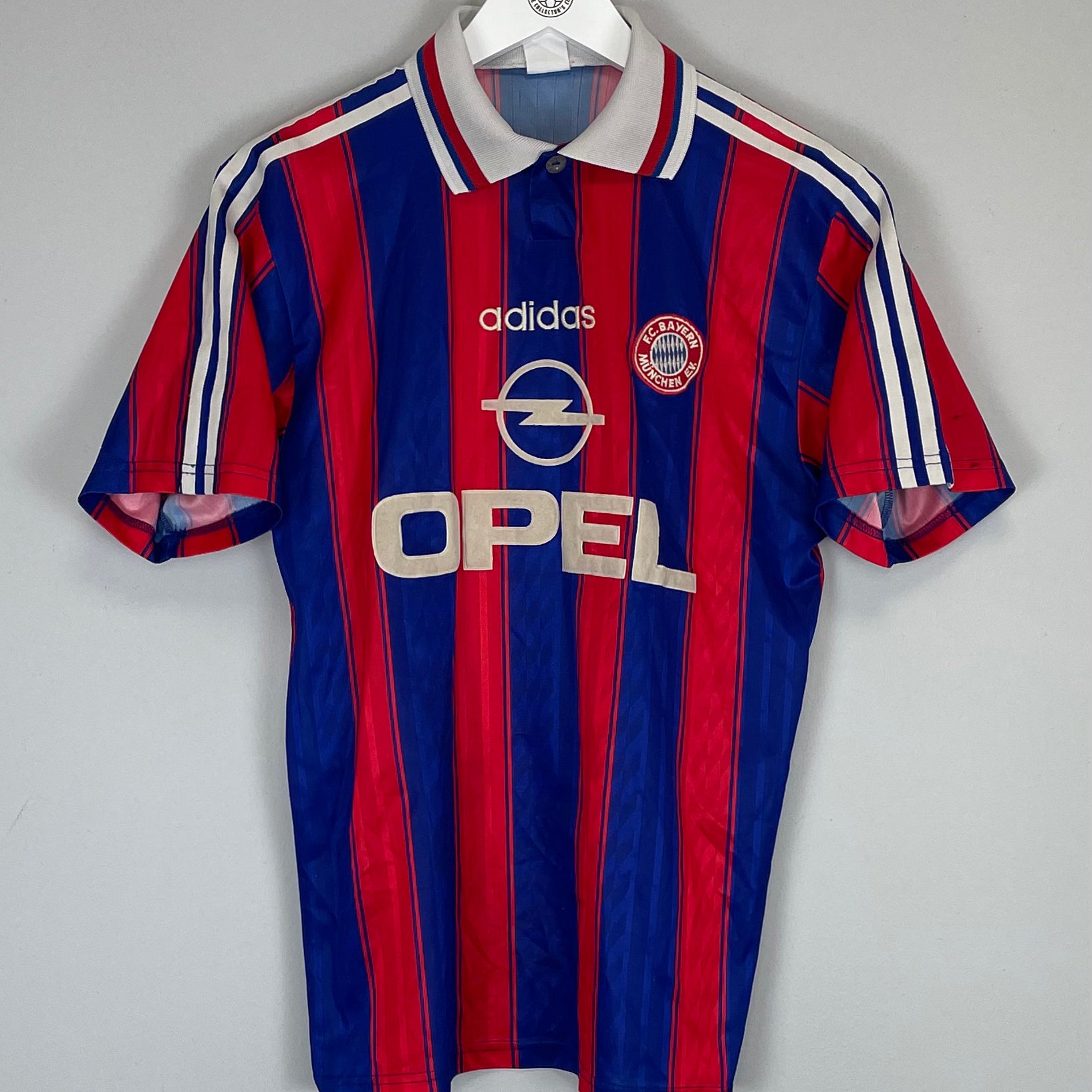 Shop 1995/97 BAYERN MUNICH HOME SHIRT (S) ADIDAS, classic football shirts, vintage football shirts & retro soccer jerseys at Cult Kits