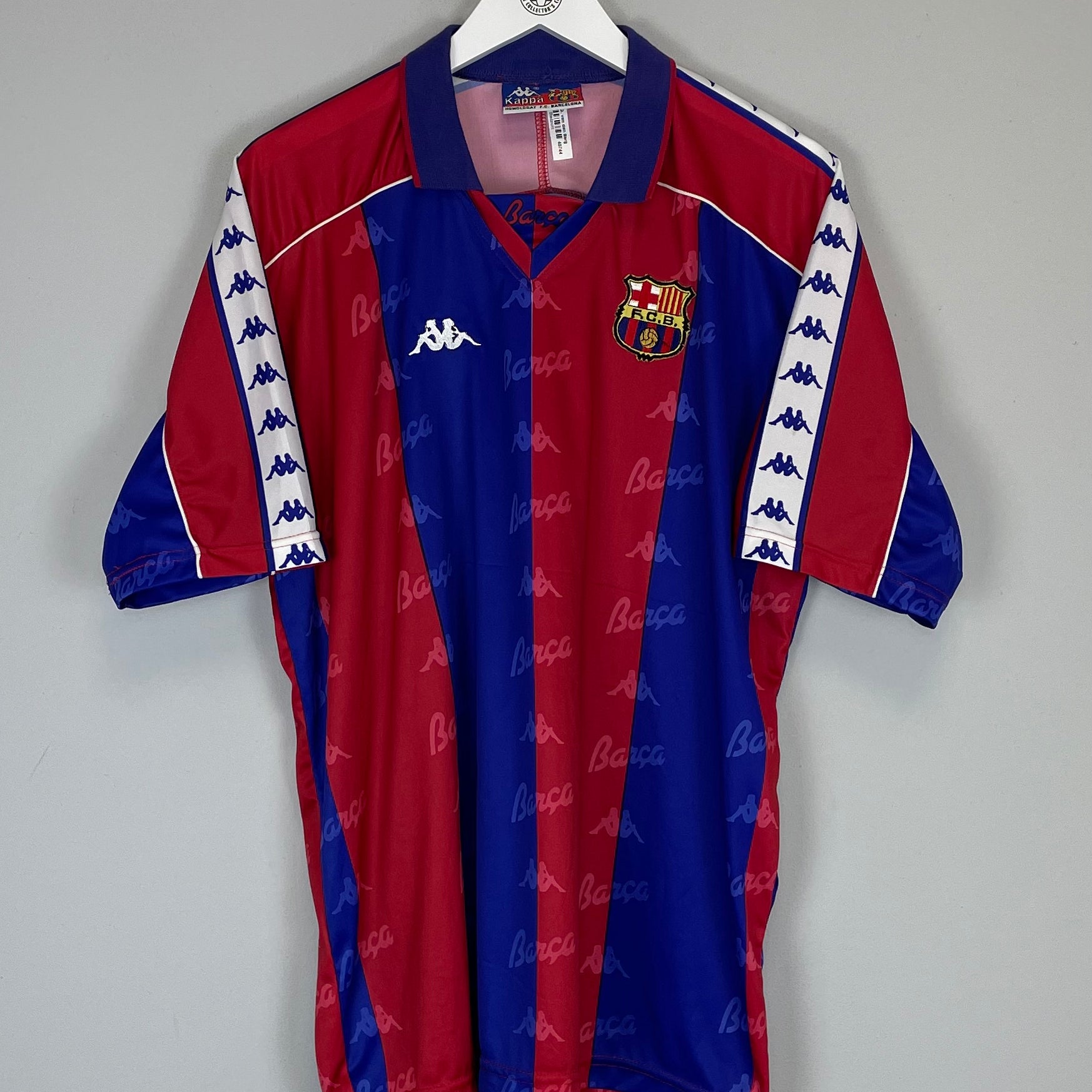 Shop 1992/95 BARCELONA HOME SHIRT (XL) KAPPA, classic football shirts, vintage football shirts & retro soccer jerseys at Cult Kits