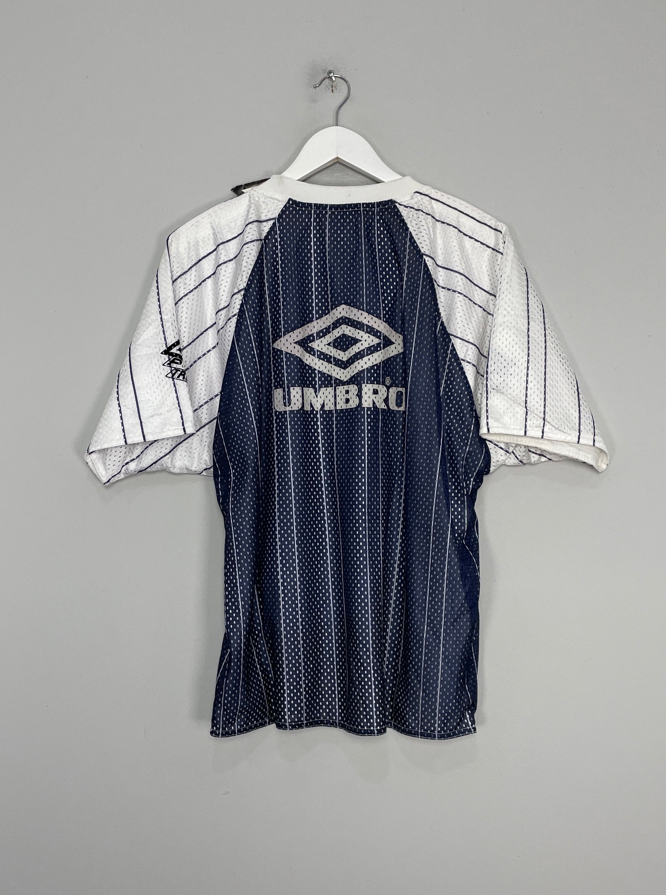 Shop 1994/96 UMBRO PRO TRAINING *BNWT* REVERSIBLE HEAVYWEIGHT TRAINING SHIRT (M), classic football shirts, vintage football shirts & retro soccer jerseys at Cult Kits