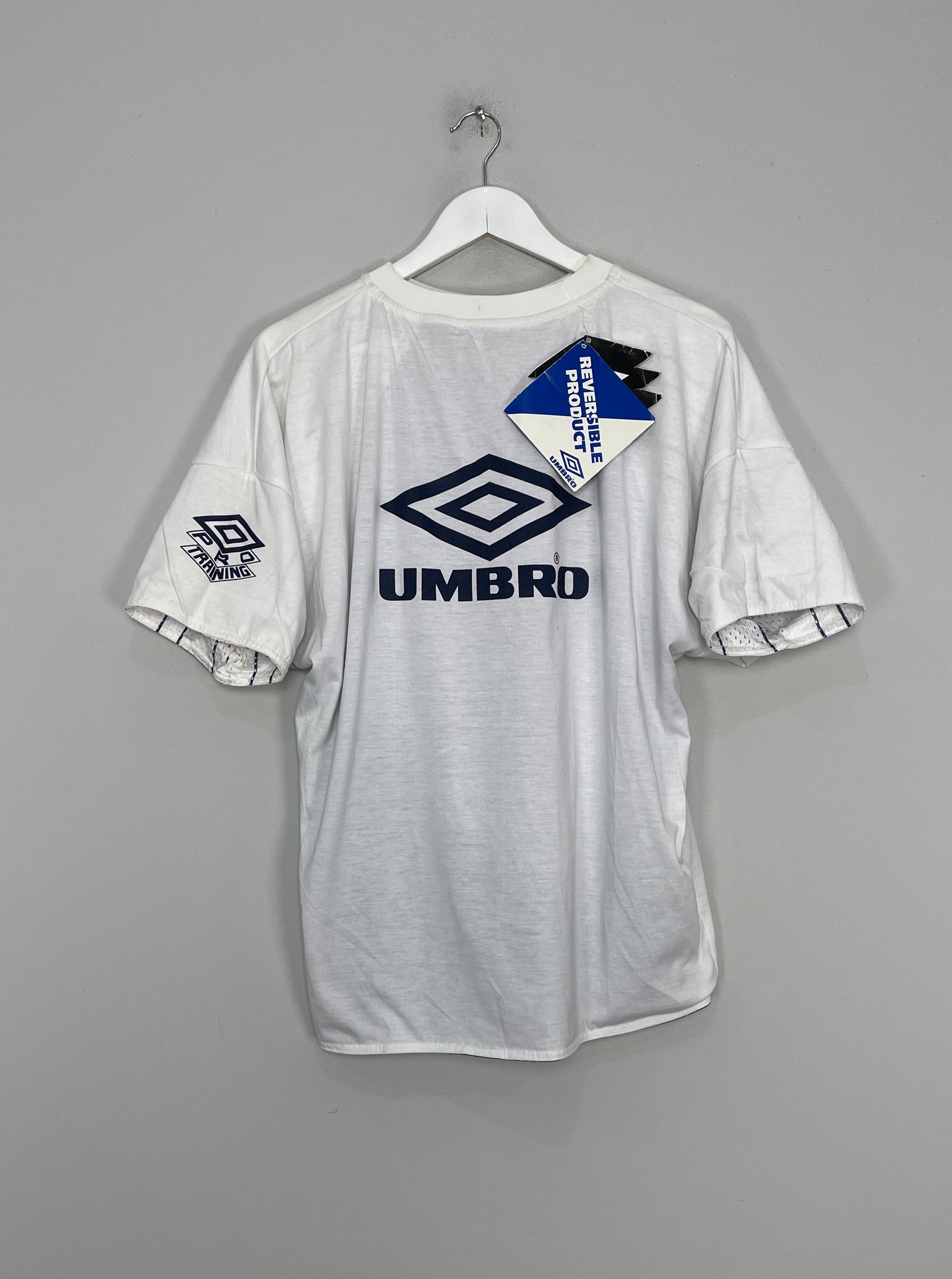 Shop 1994/96 UMBRO PRO TRAINING *BNWT* REVERSIBLE HEAVYWEIGHT TRAINING SHIRT (M), classic football shirts, vintage football shirts & retro soccer jerseys at Cult Kits