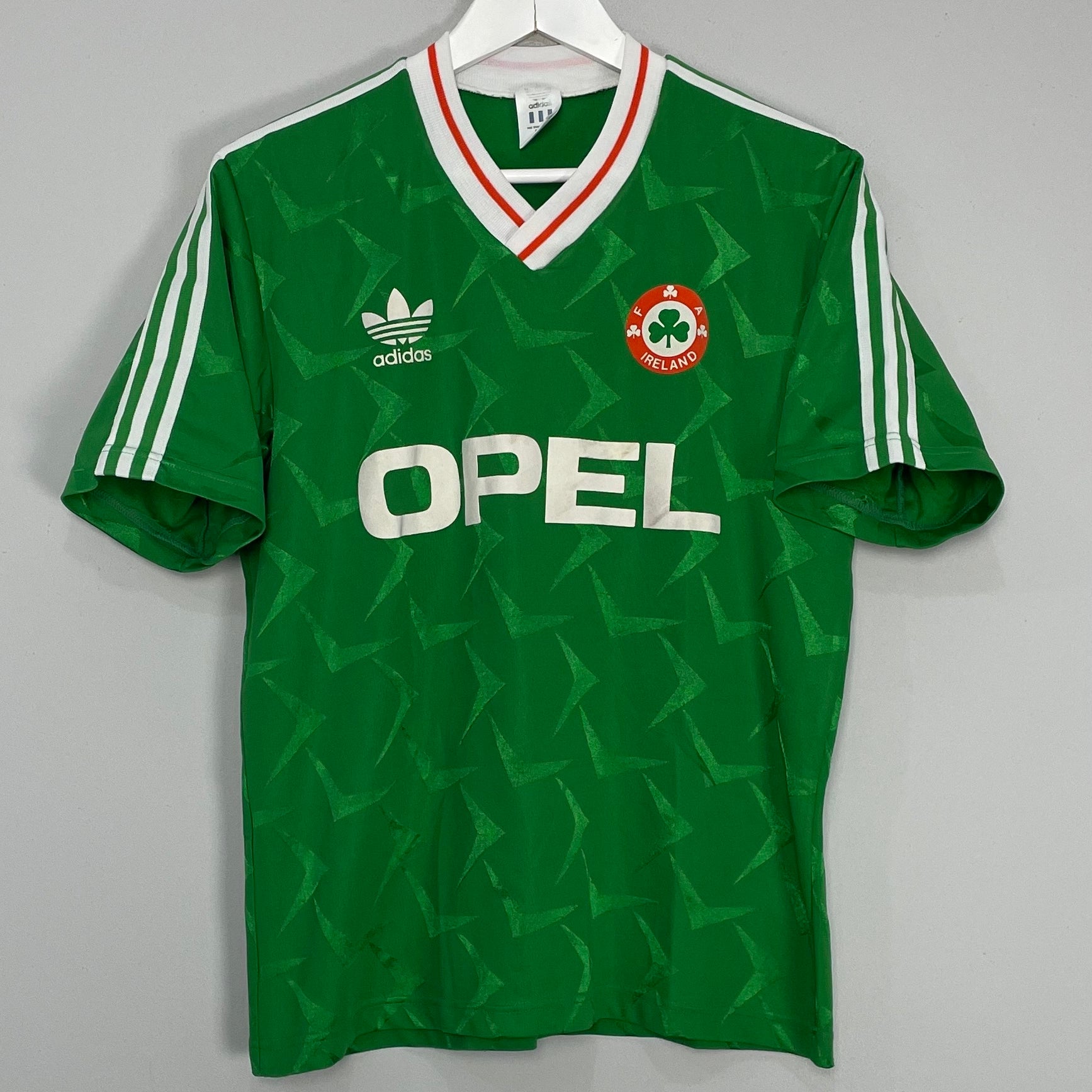 Shop 1990/92 IRELAND HOME SHIRT (L) ADIDAS, classic football shirts, vintage football shirts & retro soccer jerseys at Cult Kits