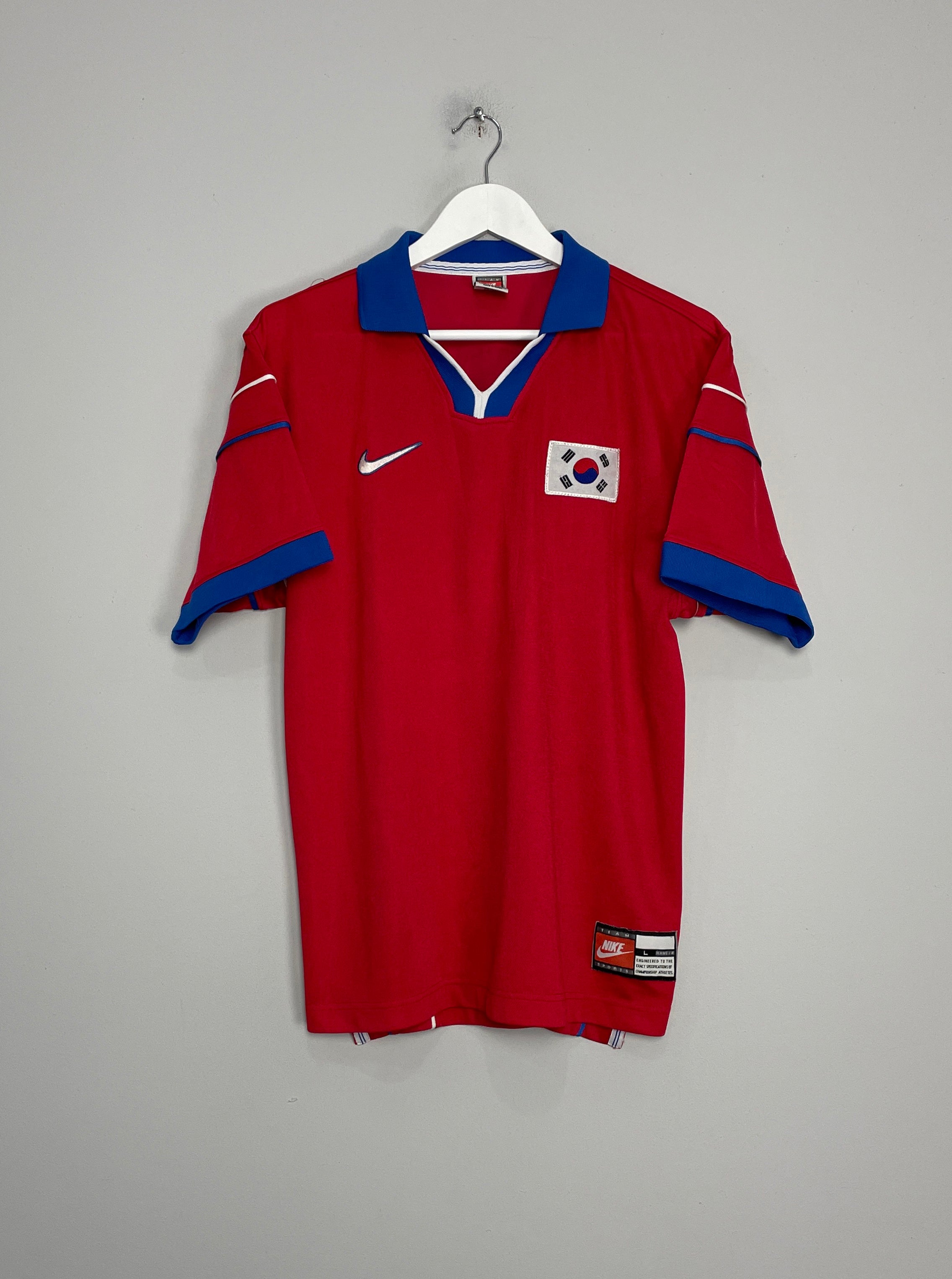 Shop 1998/01 SOUTH KOREA HOME SHIRT (L) NIKE, classic football shirts, vintage football shirts & retro soccer jerseys at Cult Kits