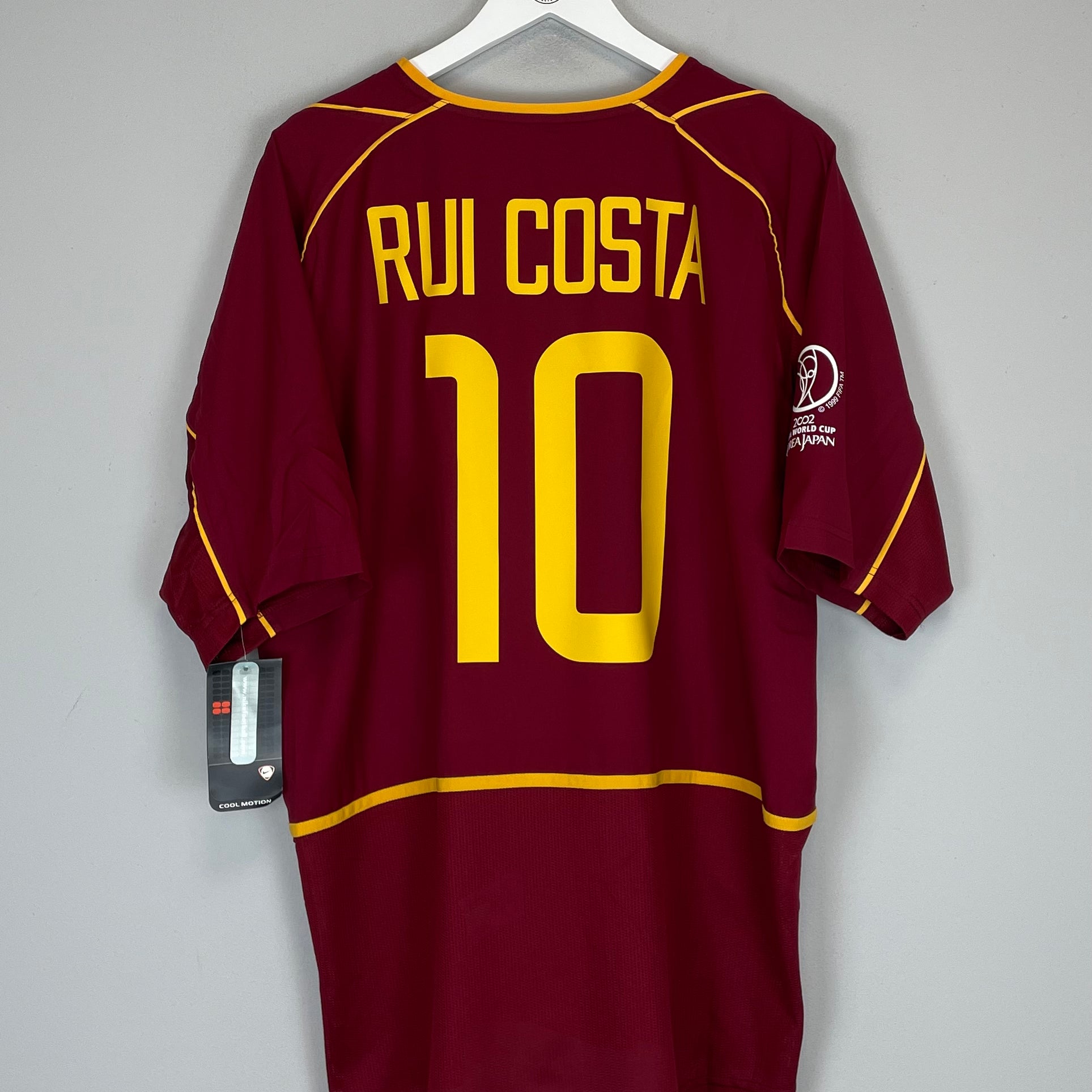 Buy 2002/04 PORTUGAL RUI COSTA 10 *BNWT* HOME SHIRT (XL) NIKE ~ Free worldwide shipping ~ Authentic Vintage Football Shirts from Cult Kits
