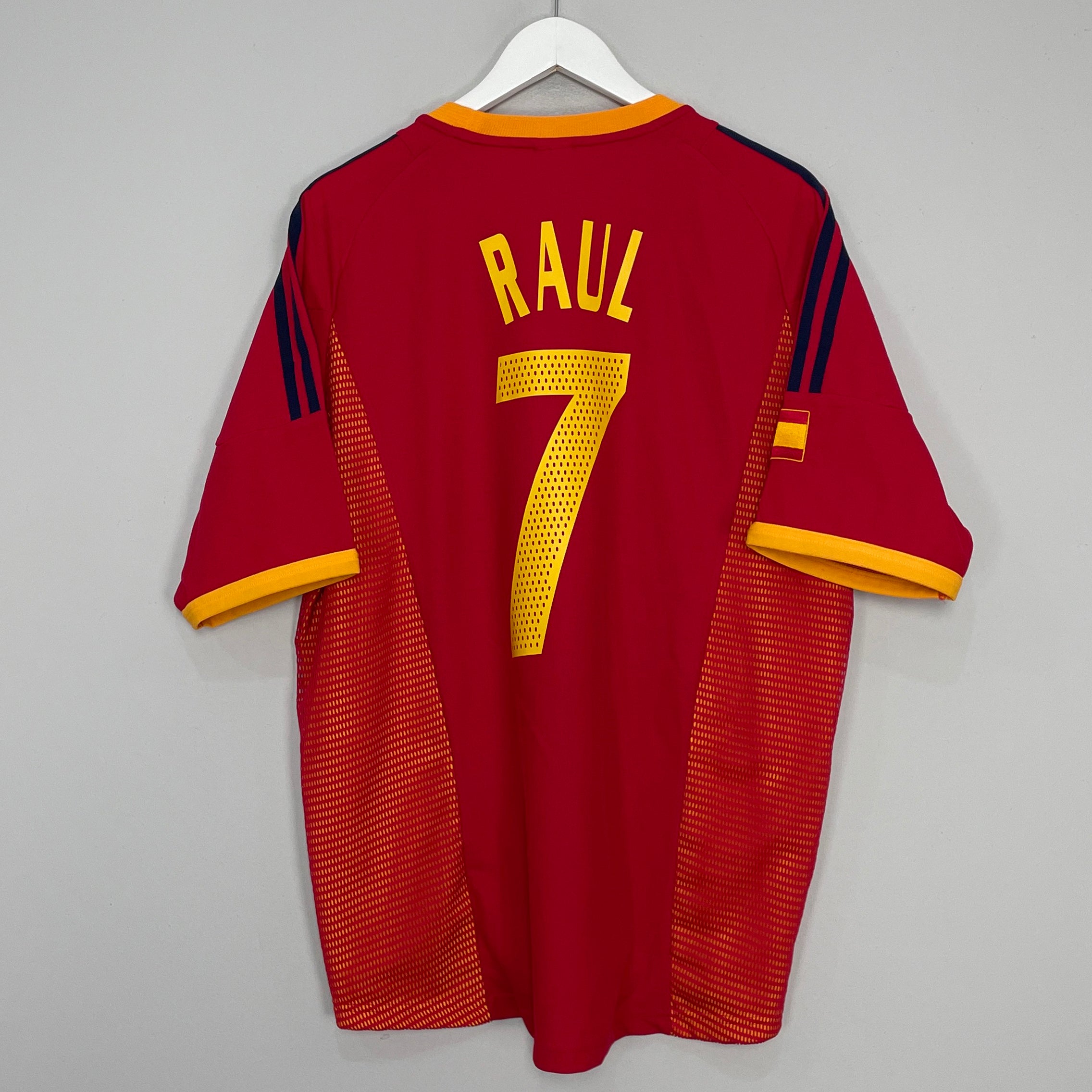 Shop 2002/04 SPAIN RAUL #7 HOME SHIRT (L) ADIDAS, classic football shirts, vintage football shirts & retro soccer jerseys at Cult Kits