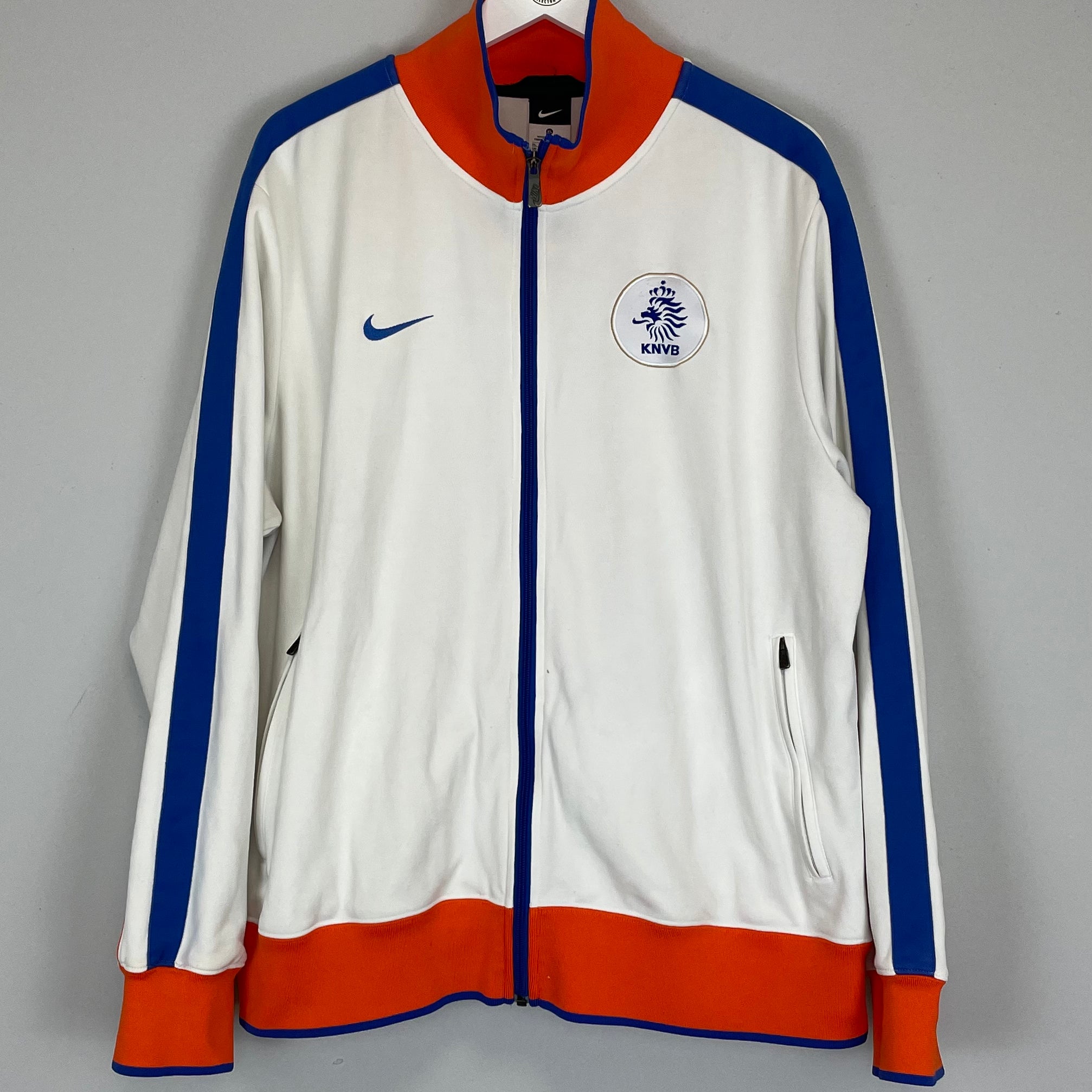 Shop 2010/11 NETHERLANDS TRACK JACKET (XL) NIKE, classic football shirts, vintage football shirts & retro soccer jerseys at Cult Kits