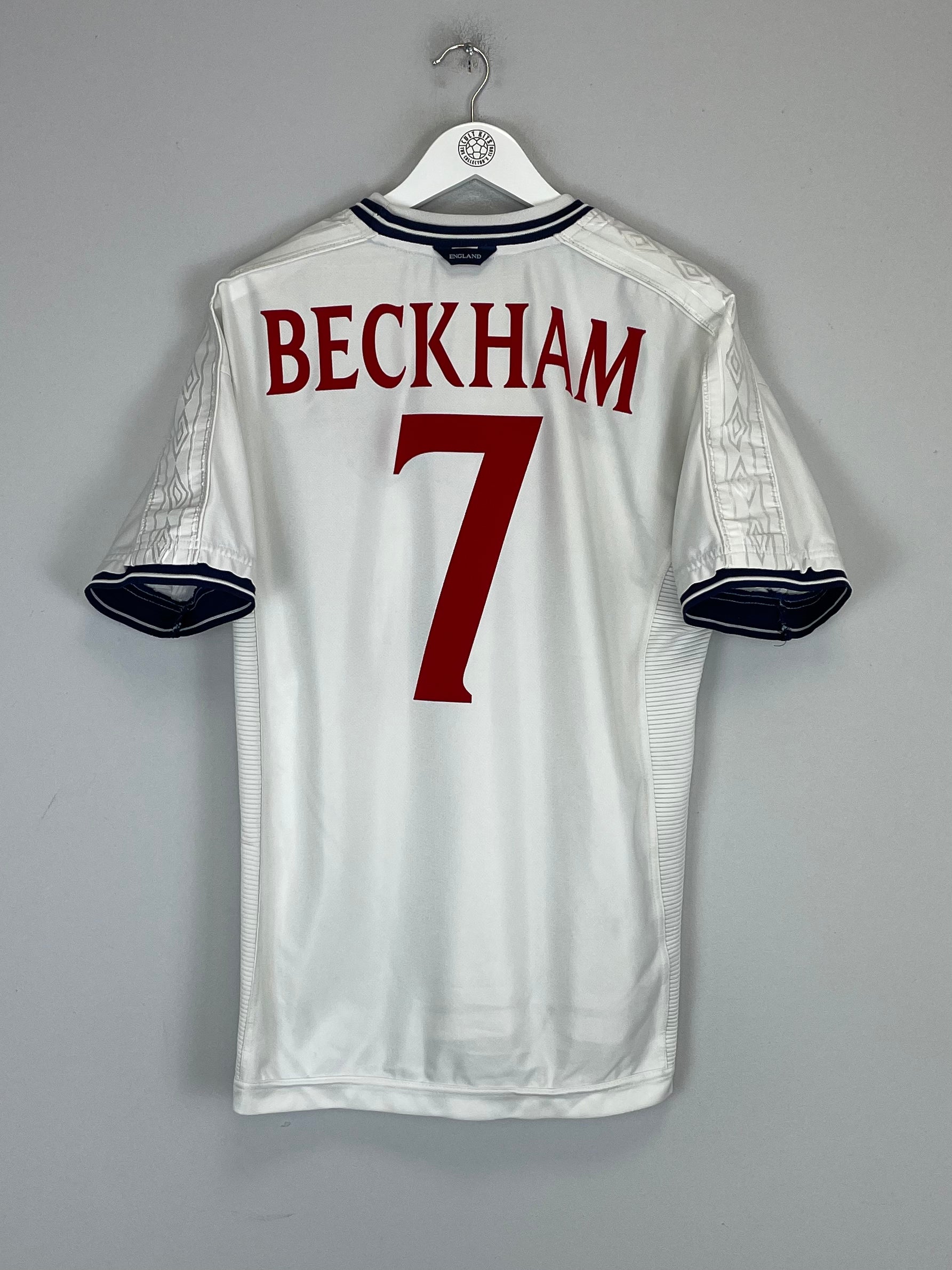 Shop 1999/01 ENGLAND BECKHAM #7 HOME SHIRT (L) UMBRO, classic football shirts, vintage football shirts & retro soccer jerseys at Cult Kits