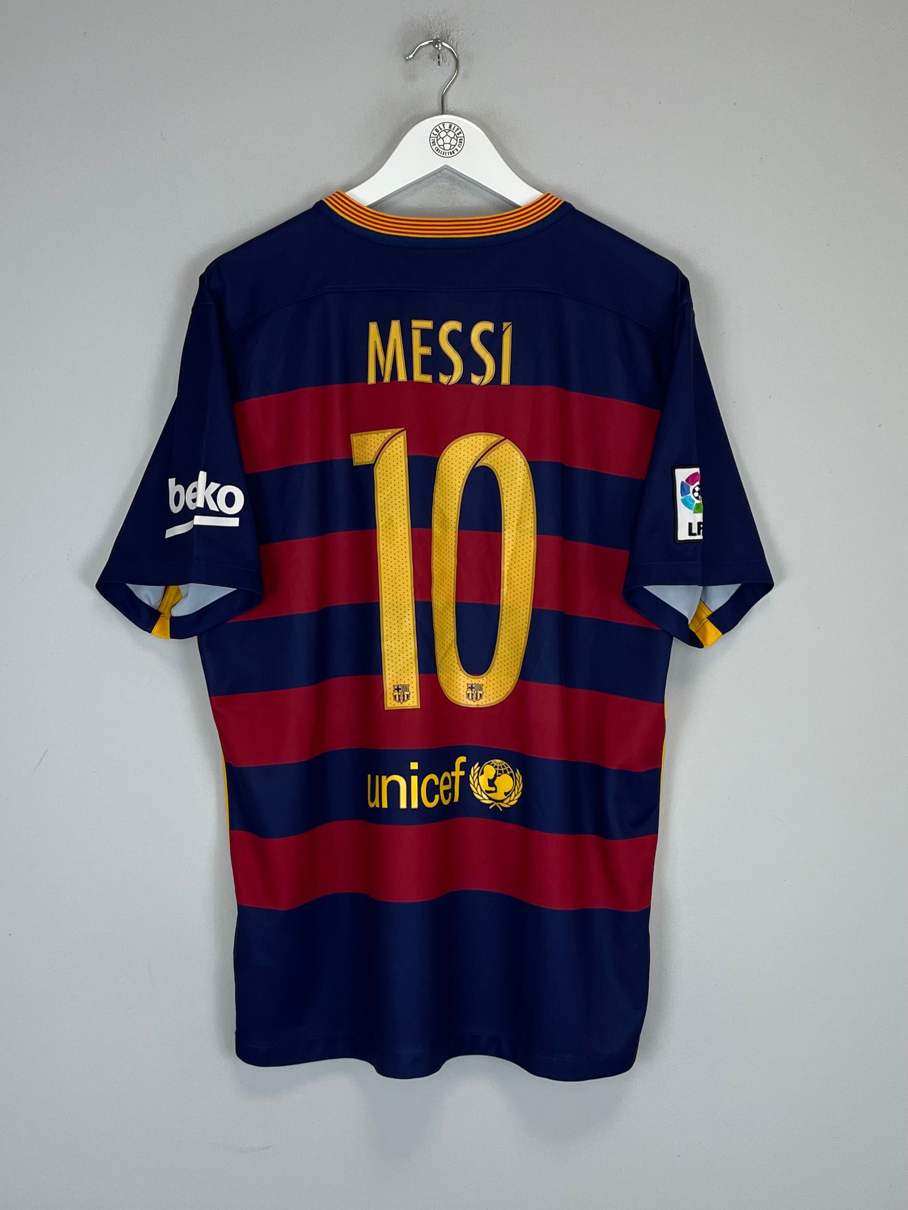 Shop 2015/16 BARCELONA MESSI #10 HOME SHIRT (XL) NIKE, classic football shirts, vintage football shirts & retro soccer jerseys at Cult Kits