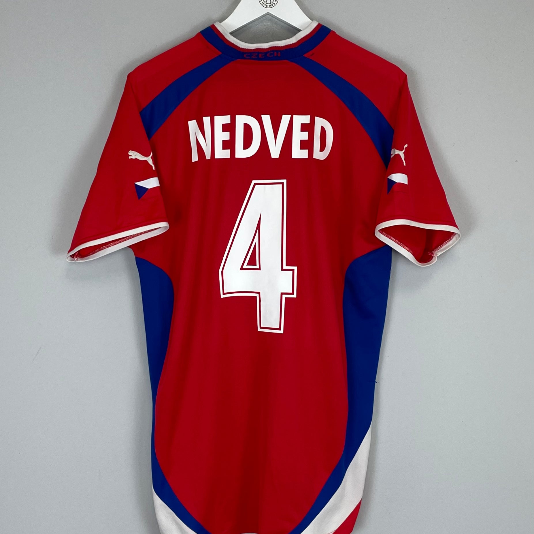 Shop 2000/02 CZECH REPUBLIC NEDVED #4 HOME SHIRT (L) PUMA, classic football shirts, vintage football shirts & retro soccer jerseys at Cult Kits