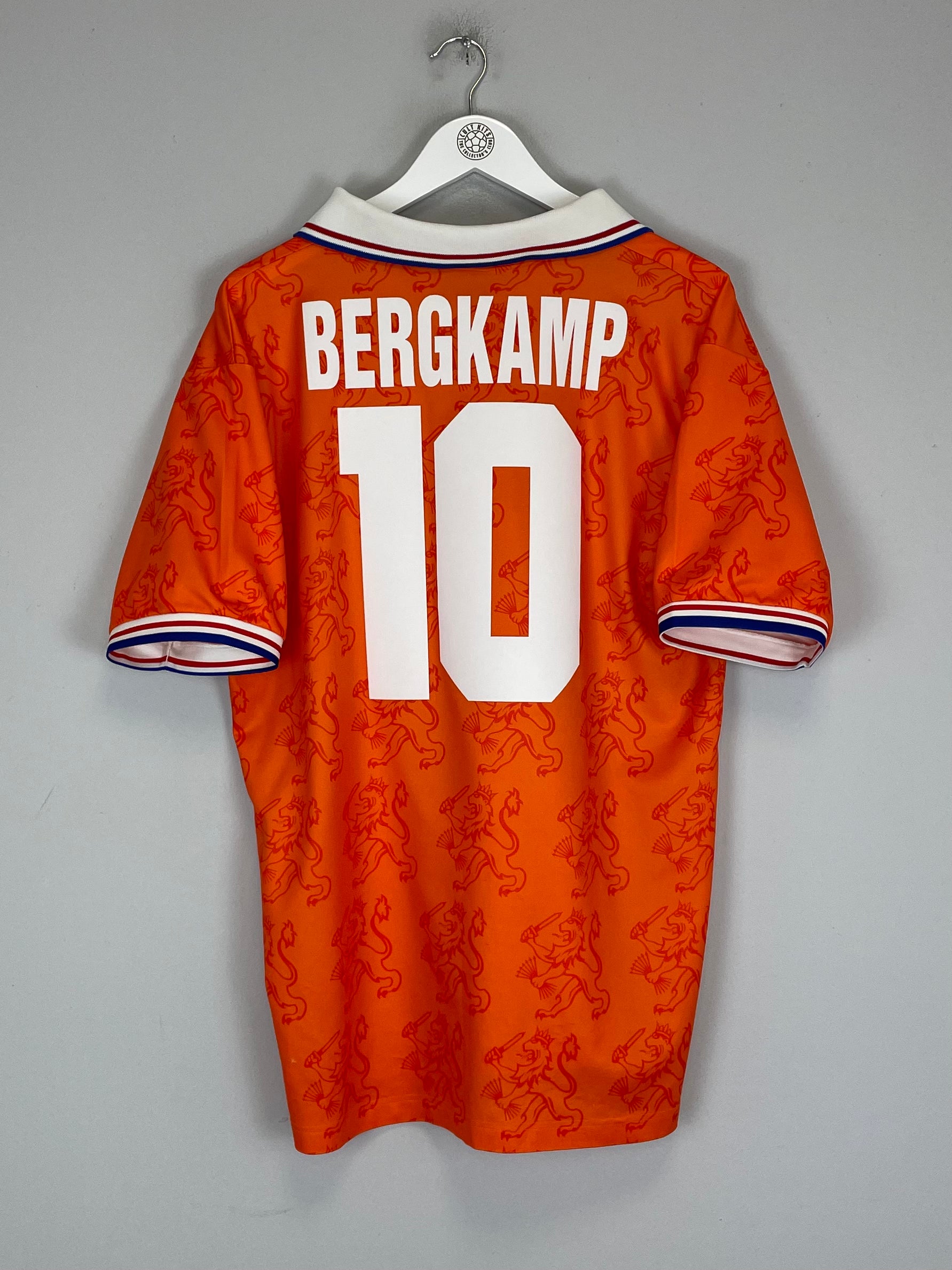 Shop 1994 NETHERLANDS BERGKAMP #10 HOME SHIRT (XL) LOTTO, classic football shirts, vintage football shirts & retro soccer jerseys at Cult Kits