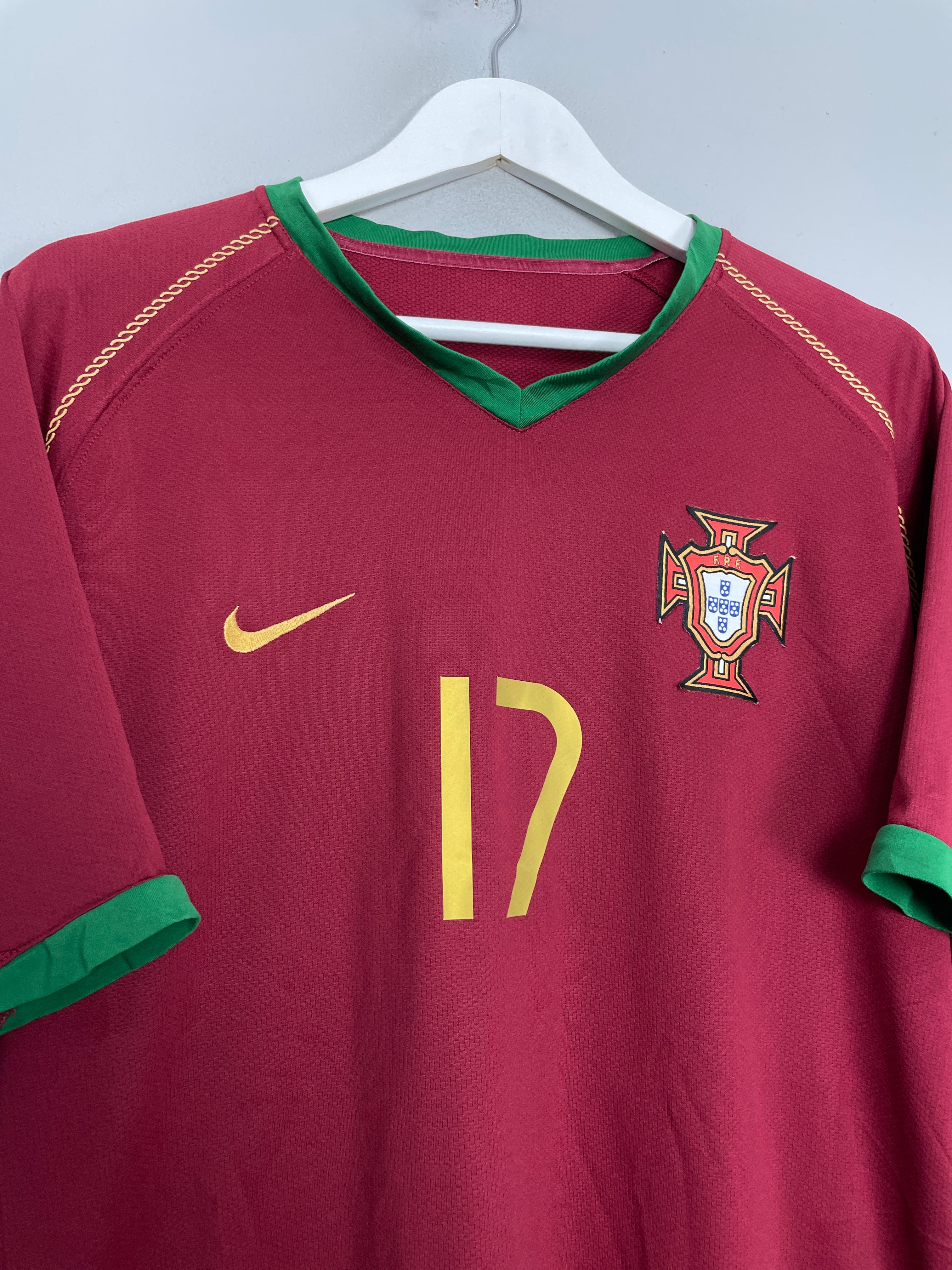 Shop 2006/08 PORTUGAL C.RONALDO #17 HOME SHIRT (XL) NIKE, classic football shirts, vintage football shirts & retro soccer jerseys at Cult Kits