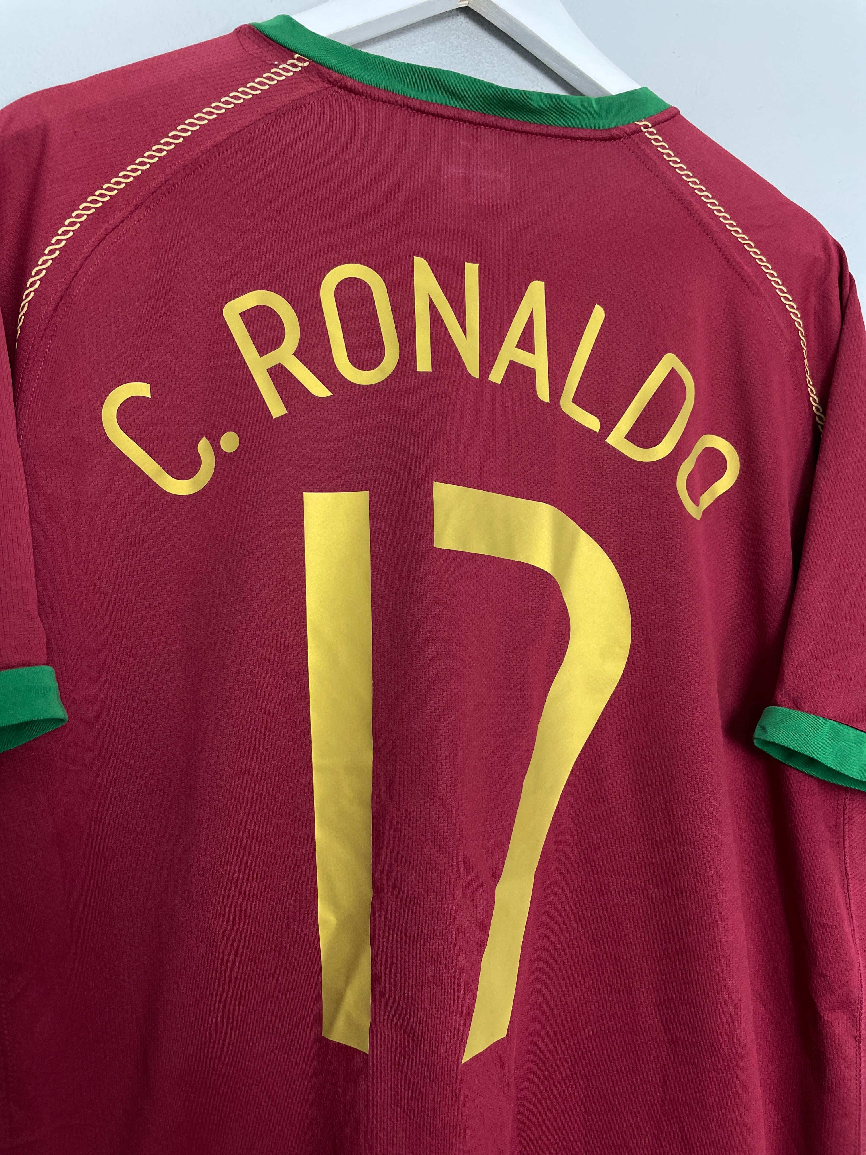 Shop 2006/08 PORTUGAL C.RONALDO #17 HOME SHIRT (XL) NIKE, classic football shirts, vintage football shirts & retro soccer jerseys at Cult Kits