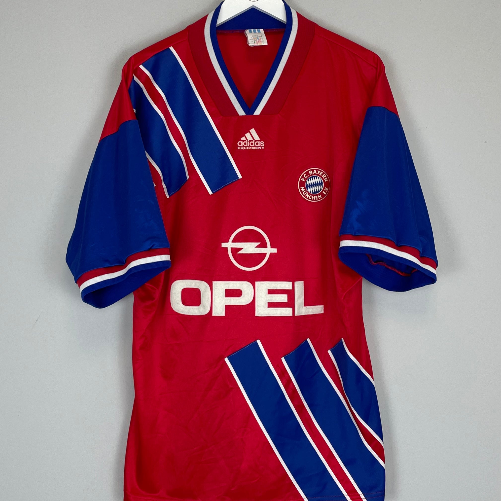 Shop 1993/95 BAYERN MUNICH HOME SHIRT (XL) ADIDAS, classic football shirts, vintage football shirts & retro soccer jerseys at Cult Kits