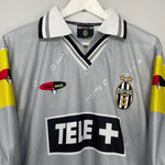 Shop 2000/01 JUVENTUS DEL PIERO #10 AWAY SHIRT (XL) LOTTO, classic football shirts, vintage football shirts & retro soccer jerseys at Cult Kits