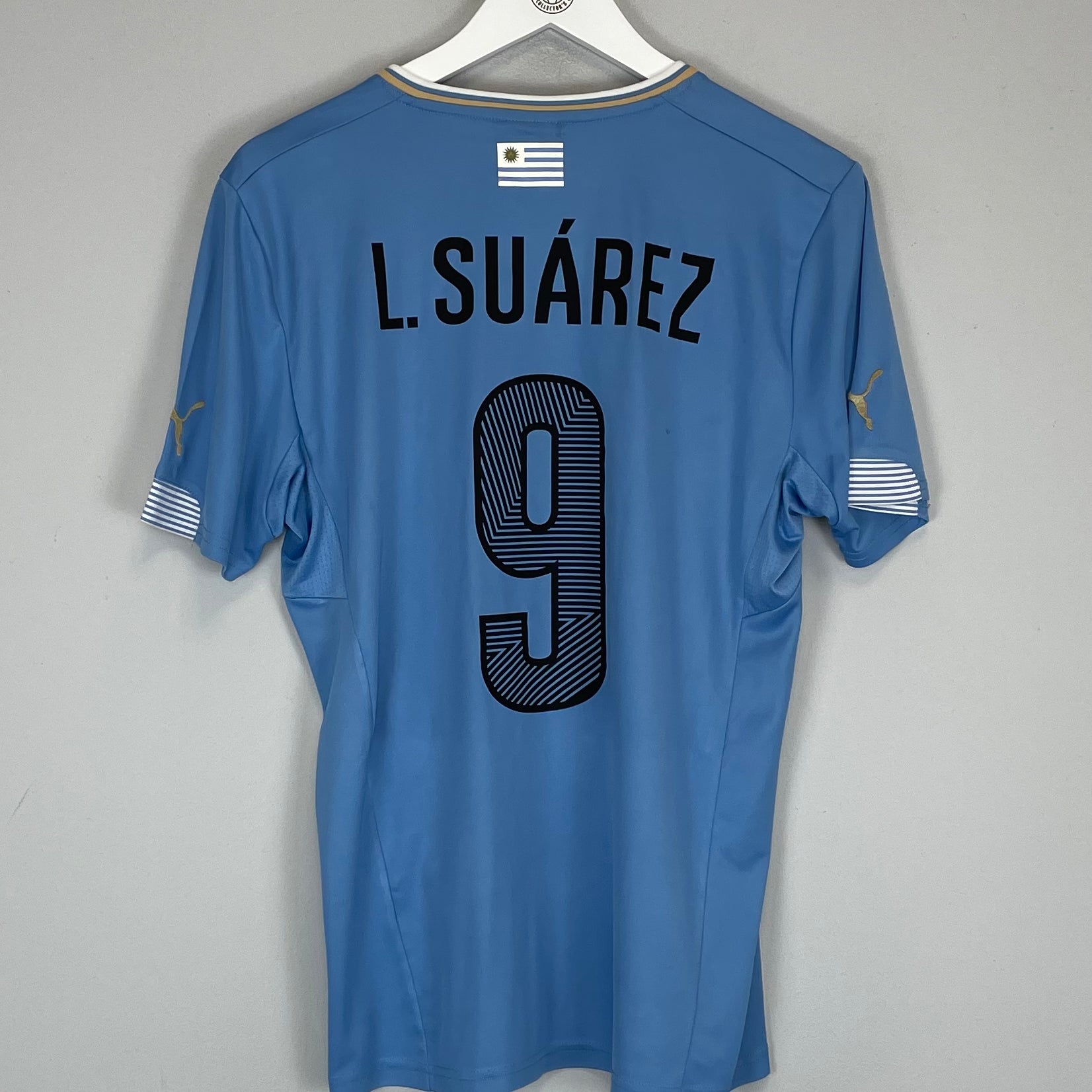 Shop 2014/15 URUGUAY SUAREZ #9 HOME SHIRT (M) PUMA, classic football shirts, vintage football shirts & retro soccer jerseys at Cult Kits