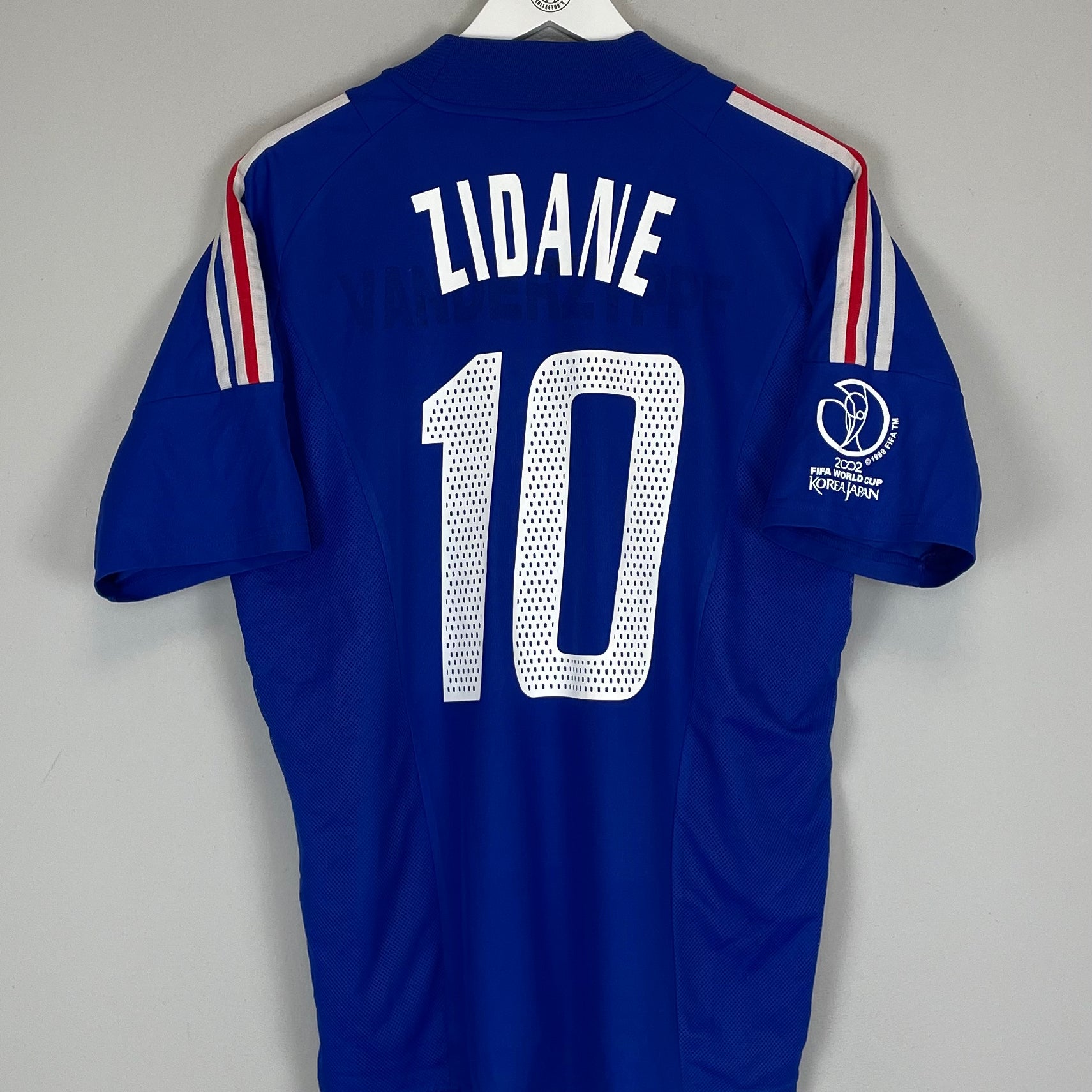 Shop 2002/04 FRANCE ZIDANE #10 HOME SHIRT (L) ADIDAS, classic football shirts, vintage football shirts & retro soccer jerseys at Cult Kits