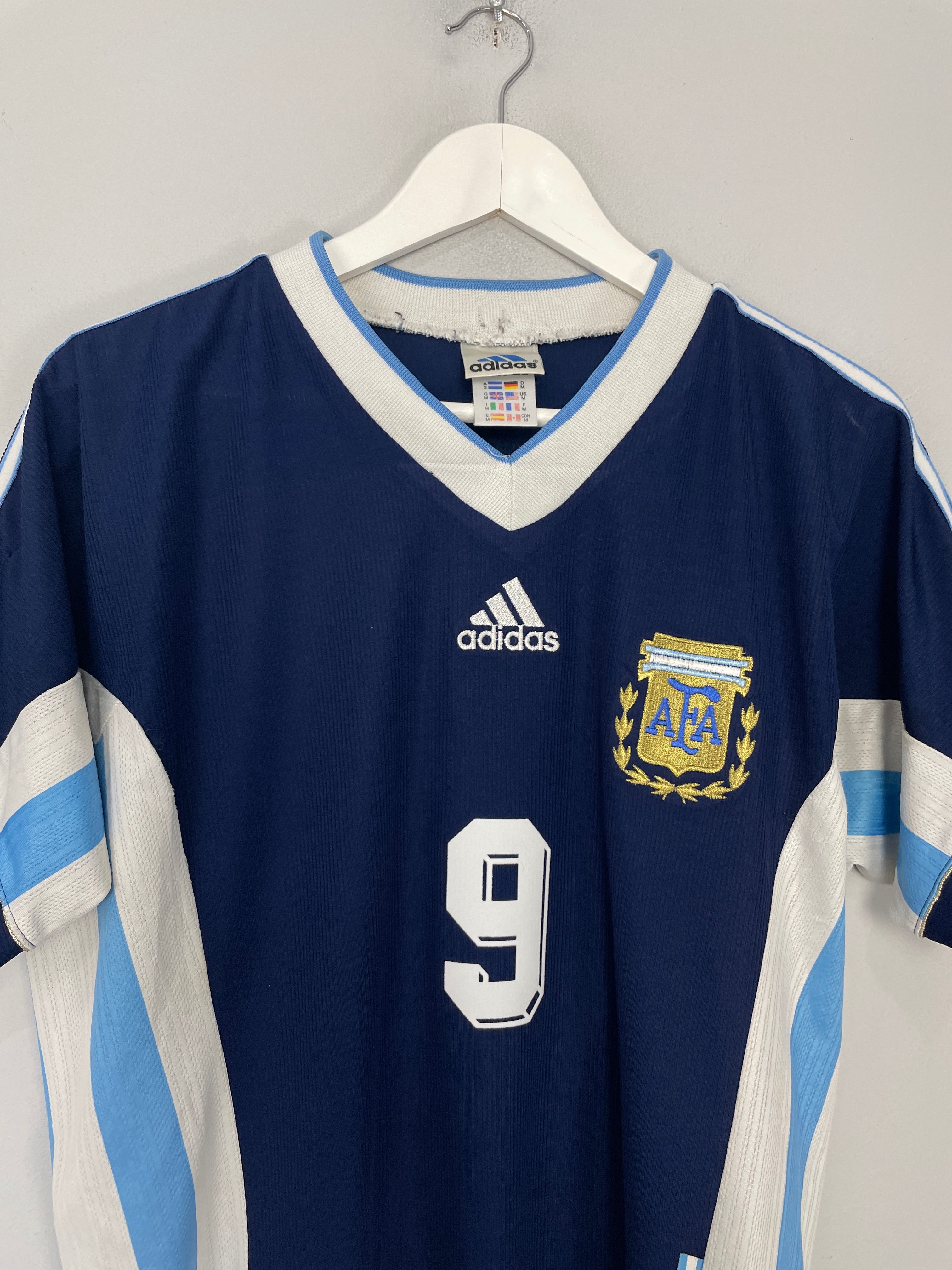 Shop 1998/99 ARGENTINA BATISTUTA #9 AWAY SHIRT (M) ADIDAS, classic football shirts, vintage football shirts & retro soccer jerseys at Cult Kits