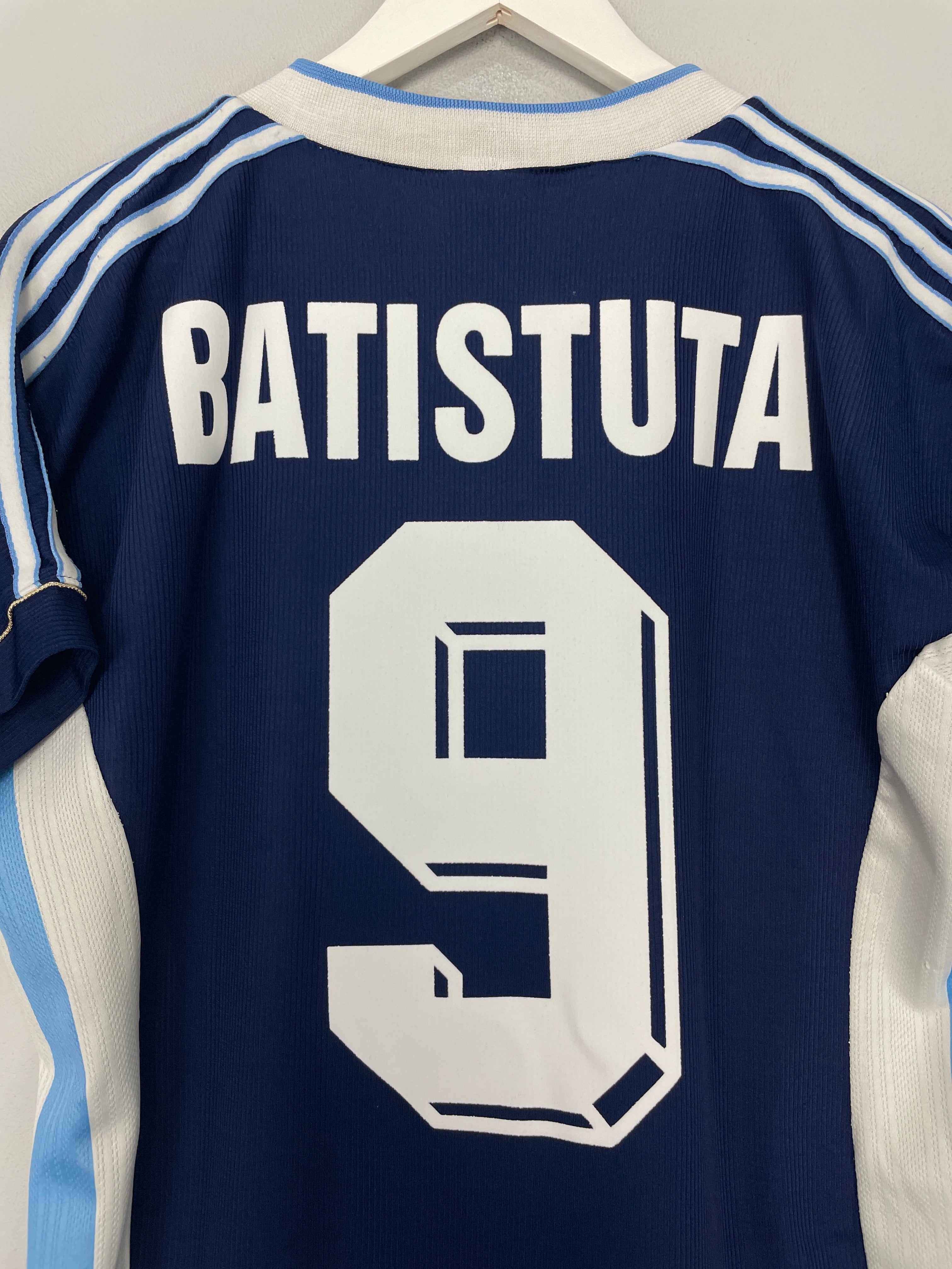 Shop 1998/99 ARGENTINA BATISTUTA #9 AWAY SHIRT (M) ADIDAS, classic football shirts, vintage football shirts & retro soccer jerseys at Cult Kits