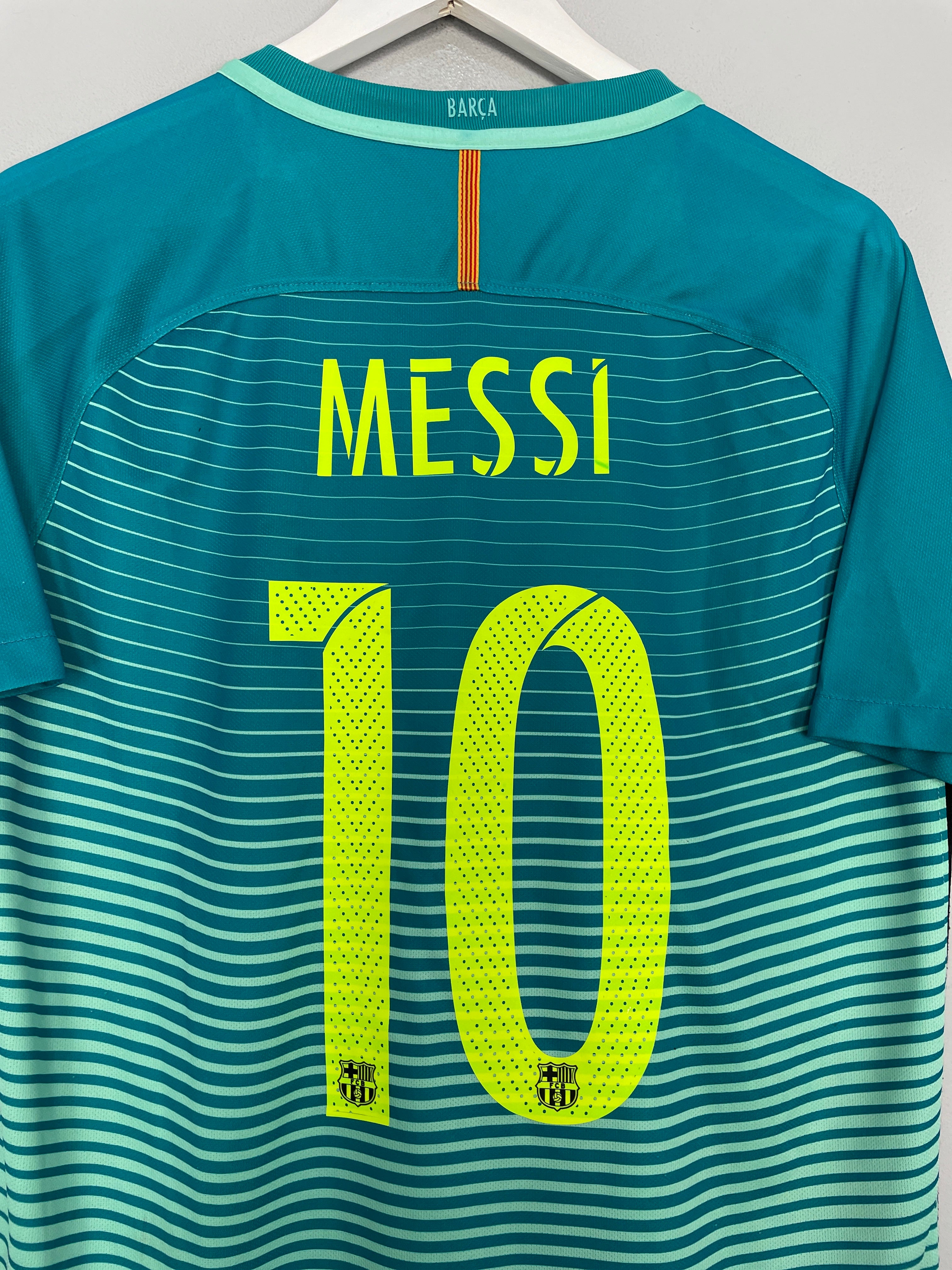 Shop 2016/17 BARCELONA MESSI #10 THIRD SHIRT (M) NIKE, classic football shirts, vintage football shirts & retro soccer jerseys at Cult Kits