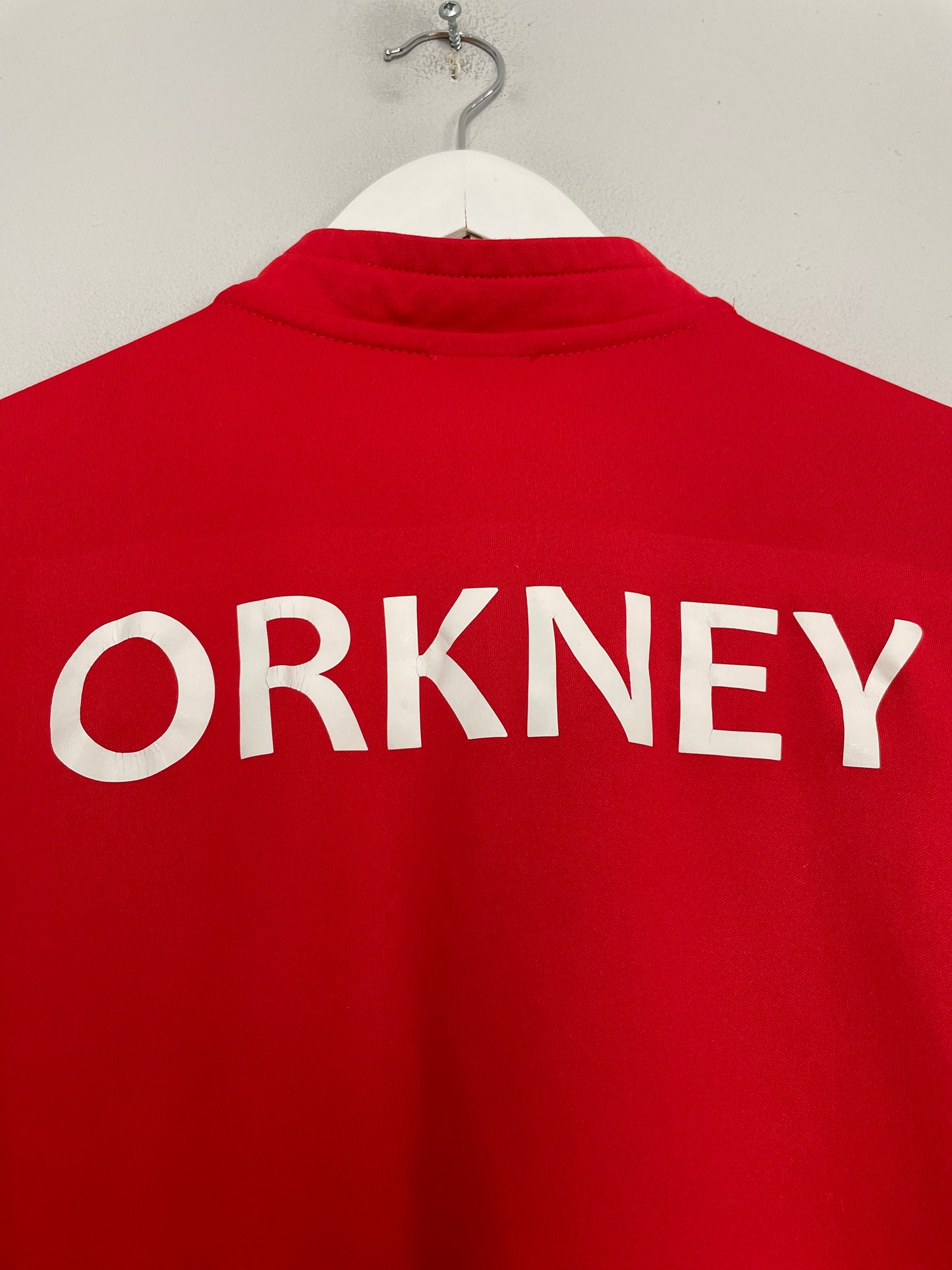 2017/18 ORKNEY YOUTH ACADEMY 1/4 ZIP TRAINING TOP (S) NIKE
