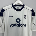 Shop 2000/01 MANCHESTER UNITED VERON #4 AWAY SHIRT (M) UMBRO, classic football shirts, vintage football shirts & retro soccer jerseys at Cult Kits