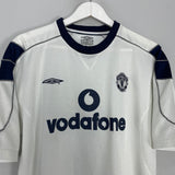 Shop 2000/01 MANCHESTER UNITED VERON #4 AWAY SHIRT (M) UMBRO, classic football shirts, vintage football shirts & retro soccer jerseys at Cult Kits