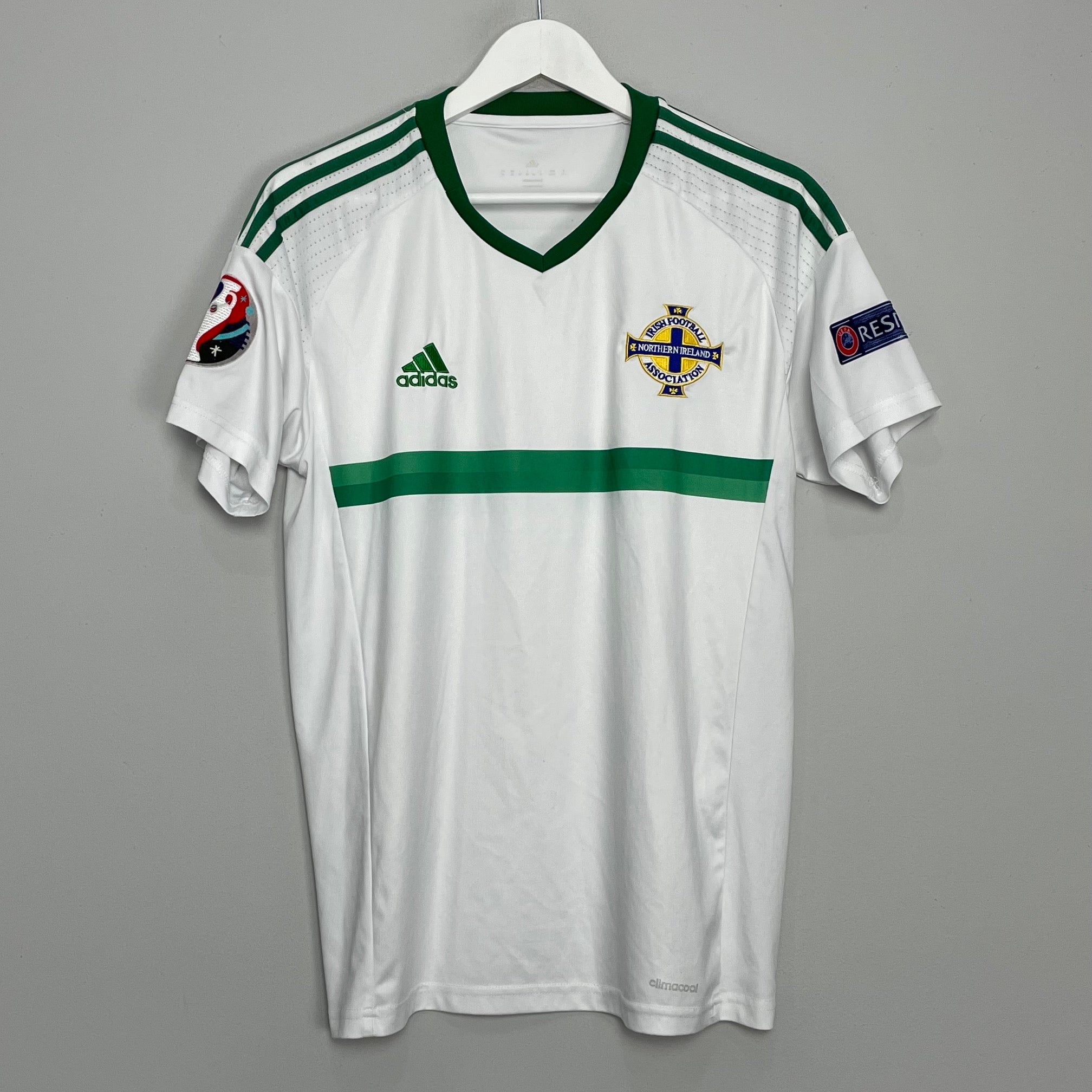 Shop 2016/17 NORTHERN IRELAND AWAY SHIRT (M) ADIDAS, classic football shirts, vintage football shirts & retro soccer jerseys at Cult Kits