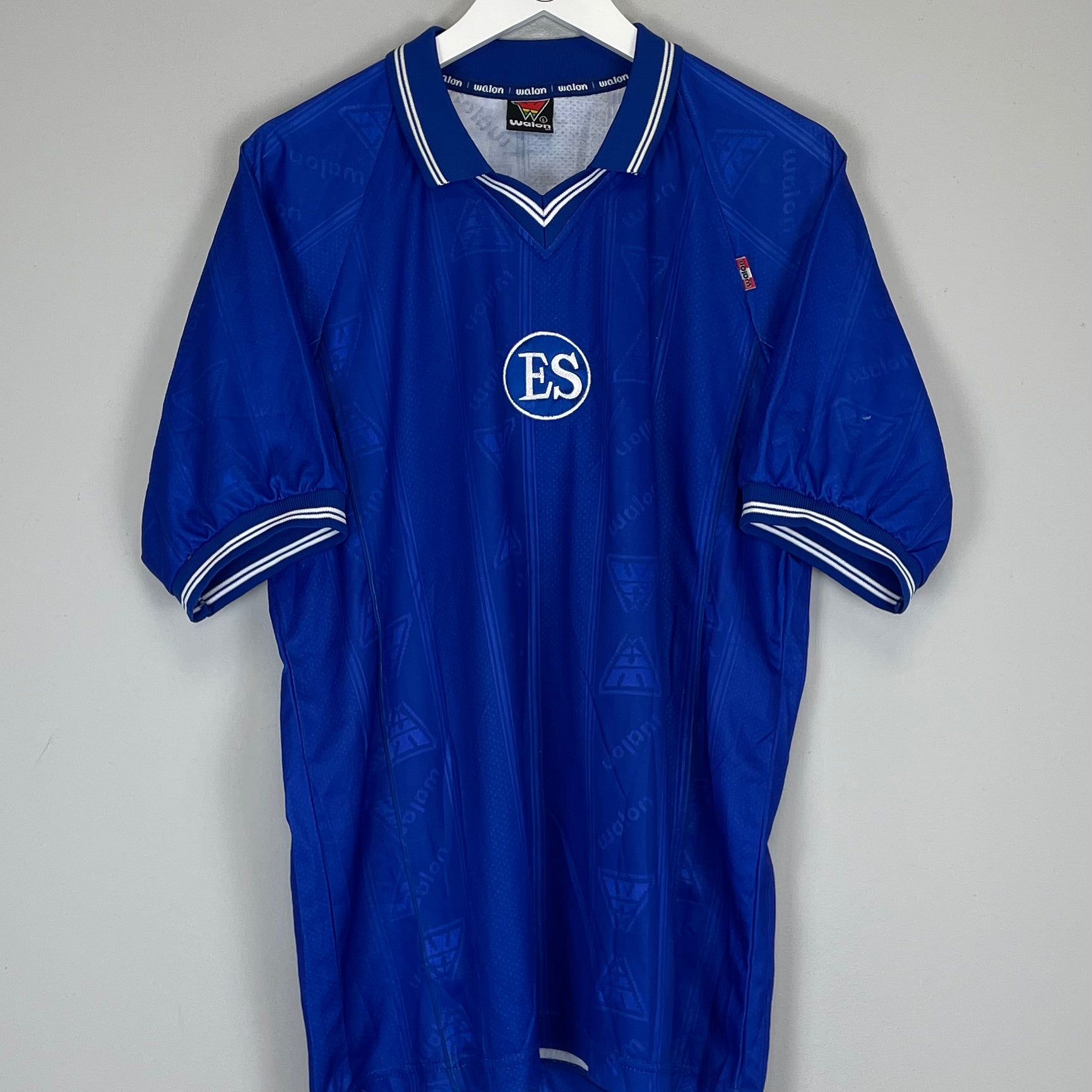 Shop 1999 EL SALVADOR #9 SHIRT (L) WALON, classic football shirts, vintage football shirts & retro soccer jerseys at Cult Kits