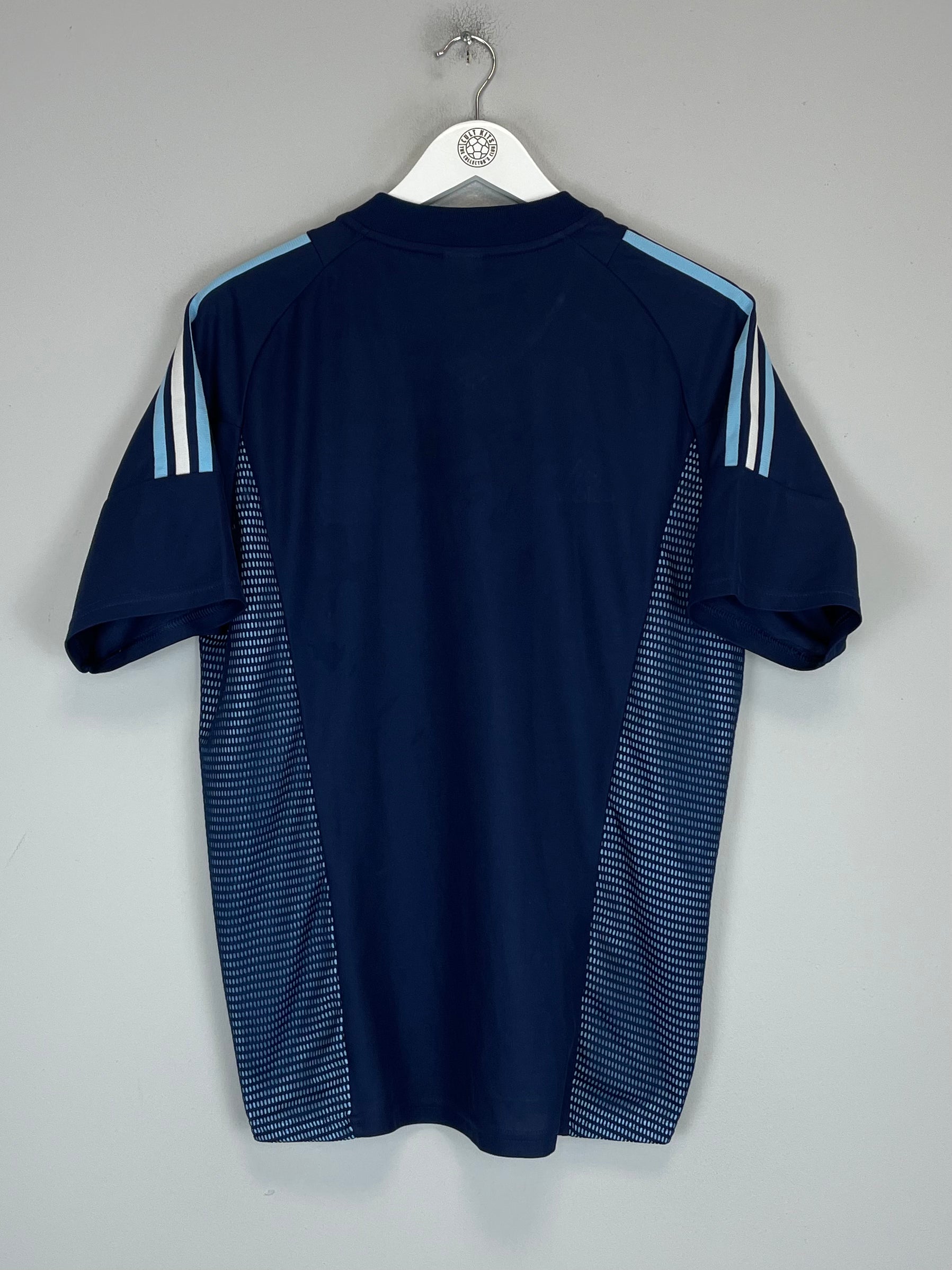 Shop 2002/04 ARGENTINA AWAY SHIRT (M) ADIDAS, classic football shirts, vintage football shirts & retro soccer jerseys at Cult Kits