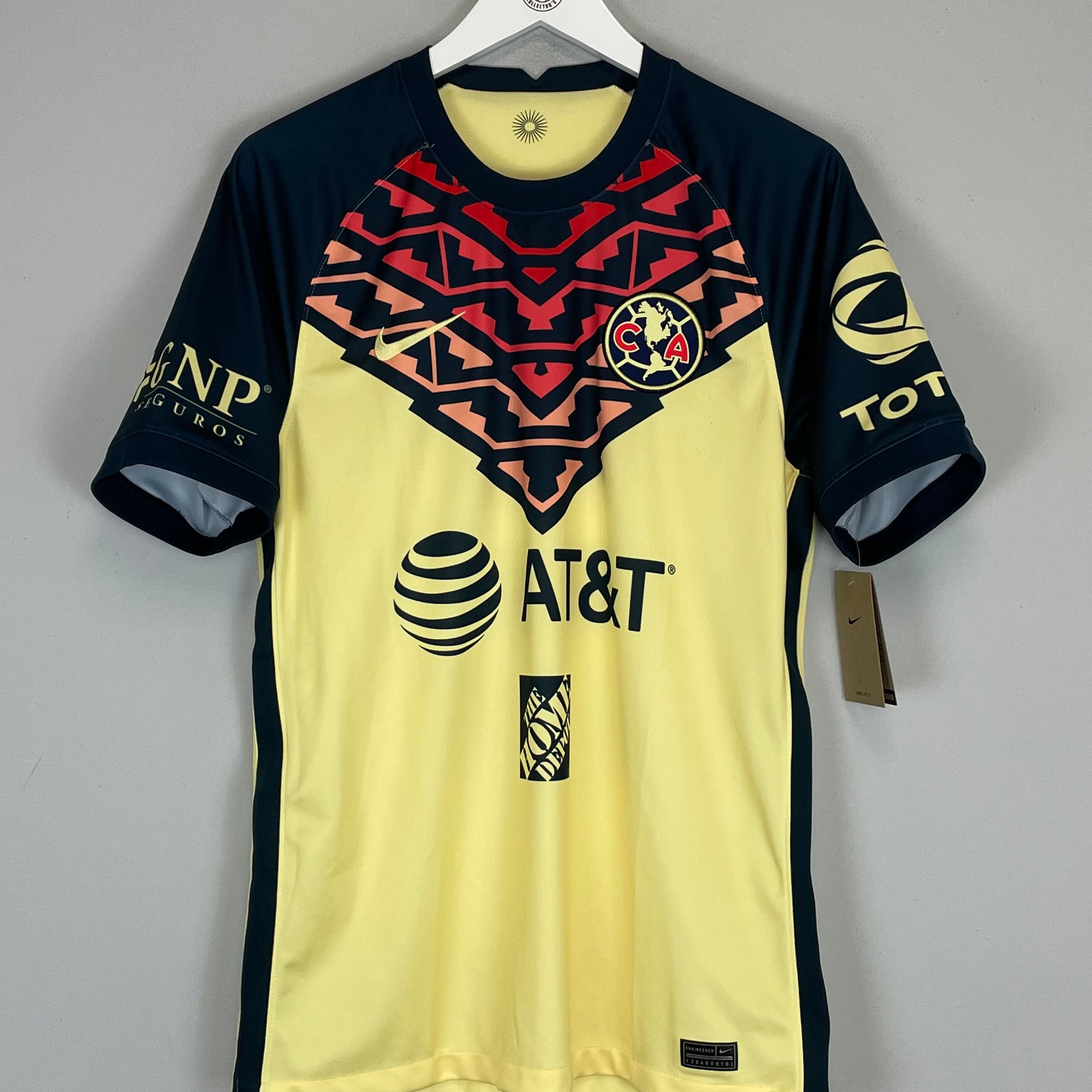Shop 2021/22 CLUB AMERICA *BNWT* HOME SHIRT (M) NIKE, classic football shirts, vintage football shirts & retro soccer jerseys at Cult Kits