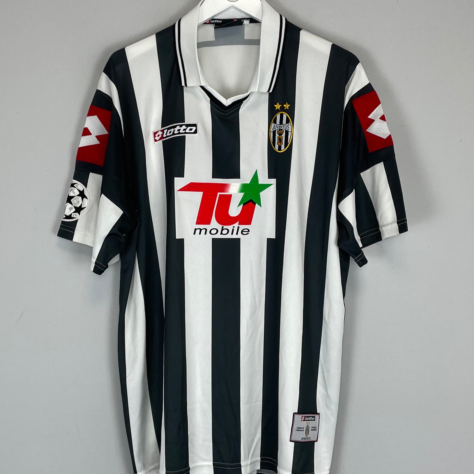 Shop 2001/02 JUVENTUS C/L EUROPEAN HOME SHIRT (XL) LOTTO, classic football shirts, vintage football shirts & retro soccer jerseys at Cult Kits