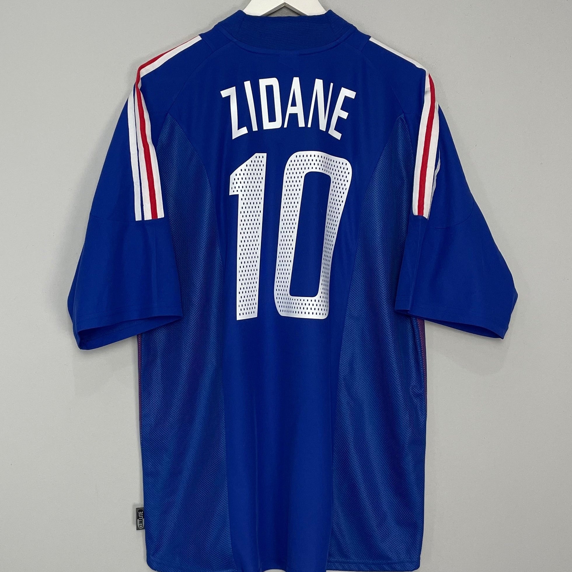 Shop 2002/04 FRANCE ZIDANE #10 HOME SHIRT (XXL) ADIDAS, classic football shirts, vintage football shirts & retro soccer jerseys at Cult Kits