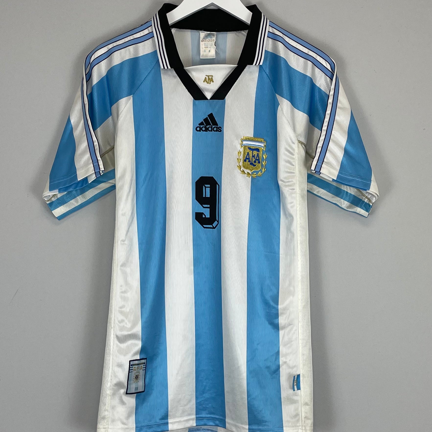 Shop 1998/99 ARGENTINA BATISTUTA #9 HOME SHIRT (XL) ADIDAS, classic football shirts, vintage football shirts & retro soccer jerseys at Cult Kits