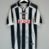 Shop 2001/02 UDINESE HOME SHIRT (XL) DIADORA, classic football shirts, vintage football shirts & retro soccer jerseys at Cult Kits