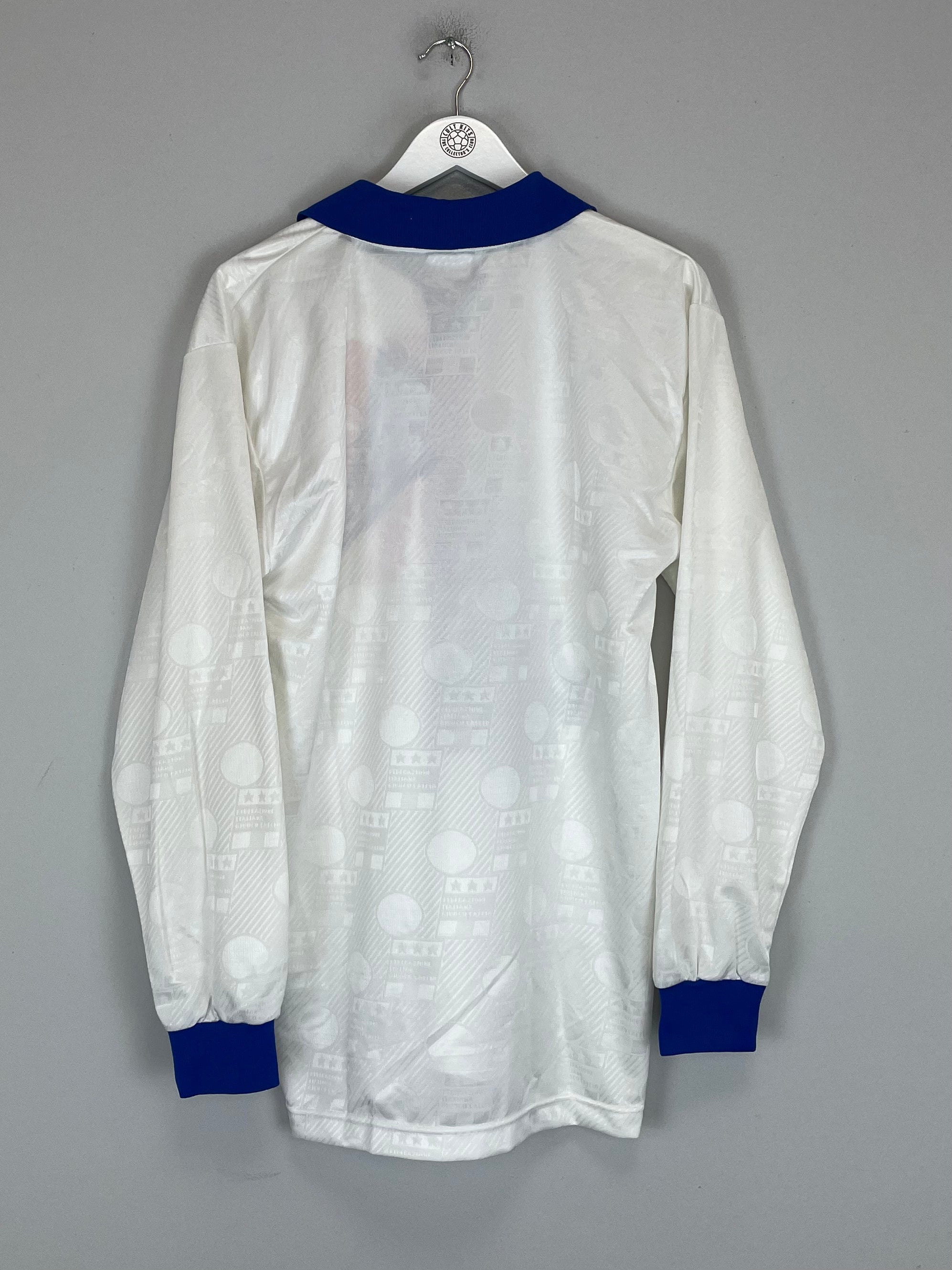 Shop 1993/94 ITALY TRAINING SHIRT (XL) DIADORA, classic football shirts, vintage football shirts & retro soccer jerseys at Cult Kits