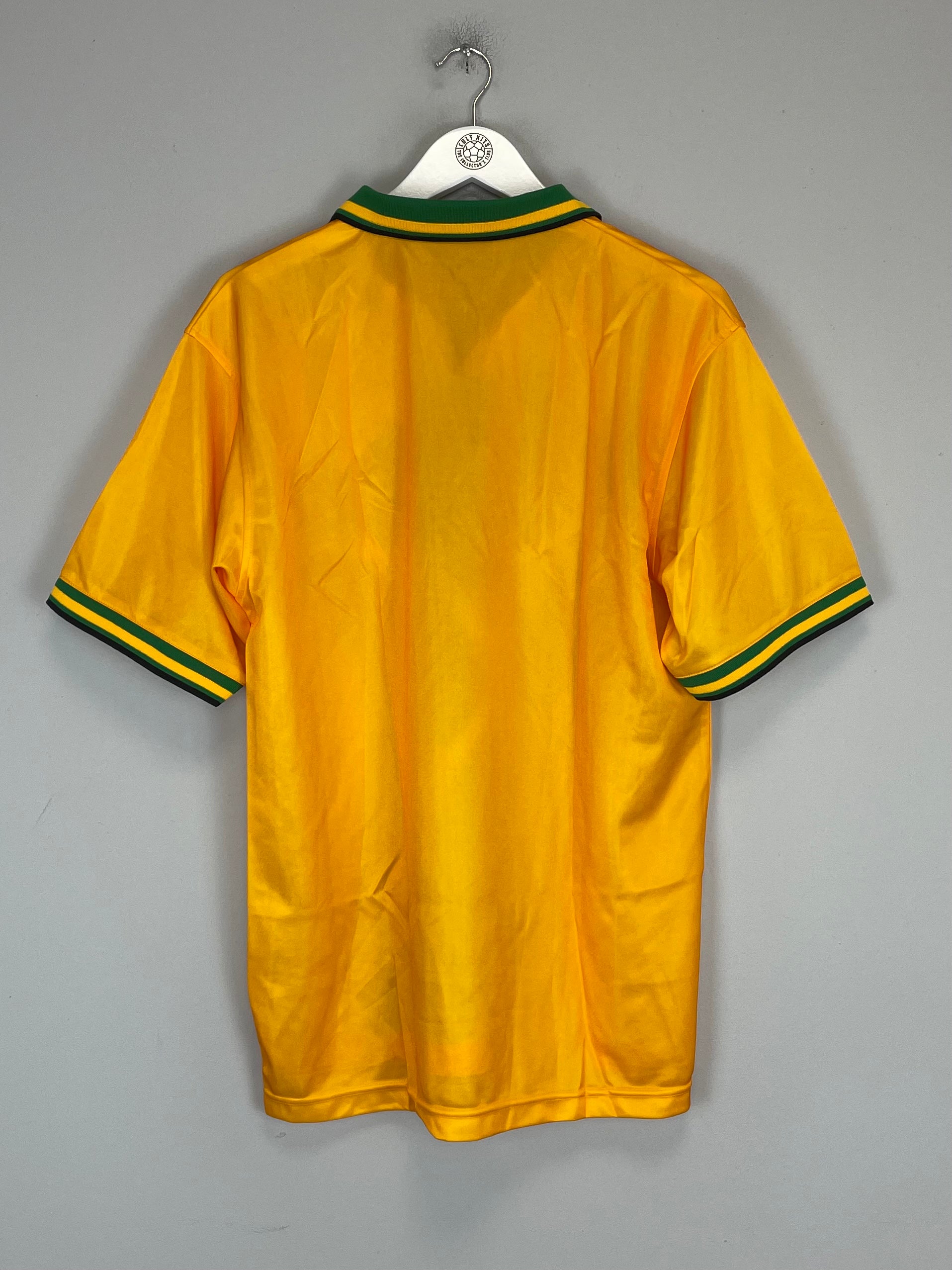 Shop 2002/04 JAMAICA HOME SHIRT (L) UHLSPORT, classic football shirts, vintage football shirts & retro soccer jerseys at Cult Kits