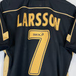 Shop 2003/04 CELTIC LARSSON #7 AWAY SHIRT (M) UMBRO, classic football shirts, vintage football shirts & retro soccer jerseys at Cult Kits