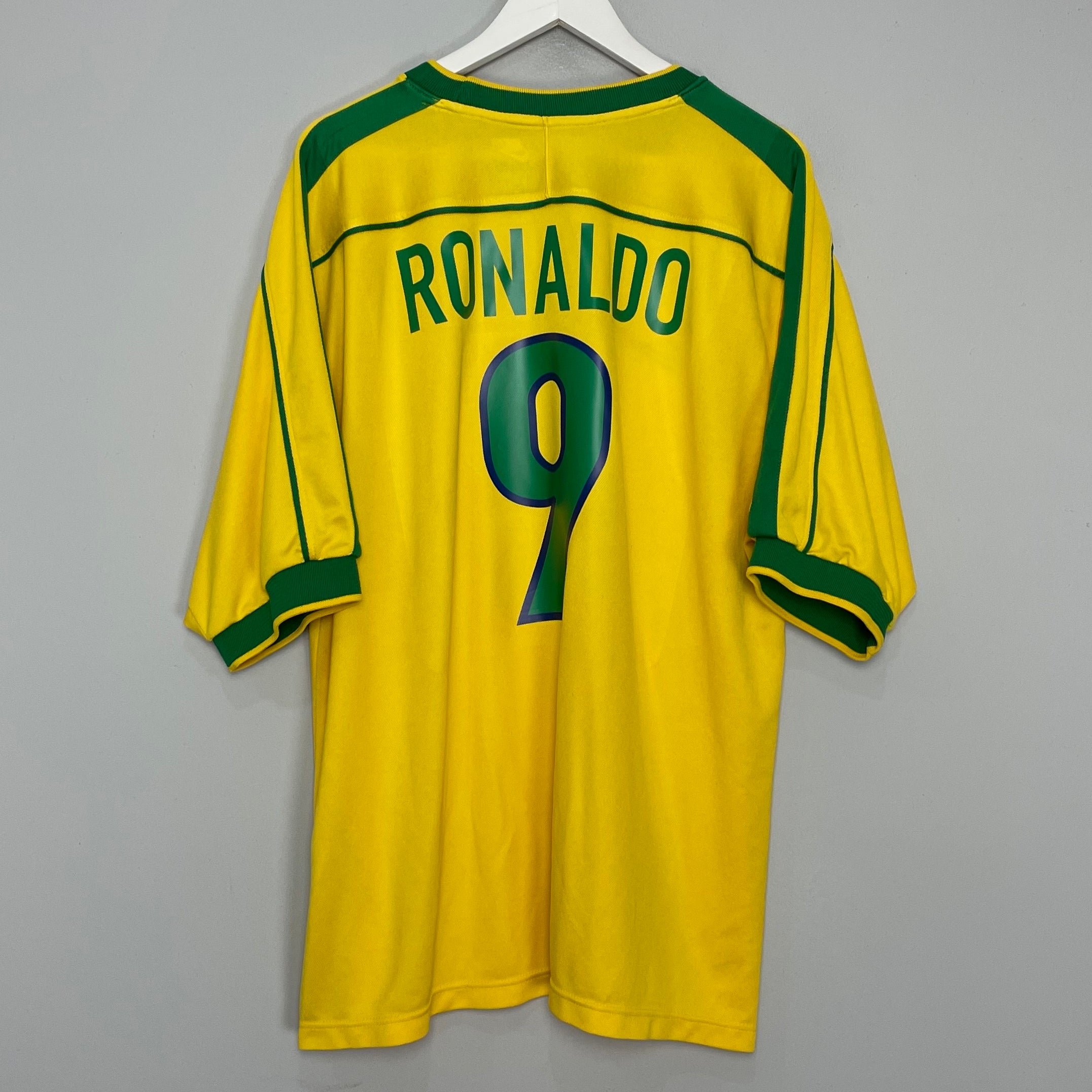 Shop 1998/00 BRAZIL RONALDO #9 HOME SHIRT (XXL) NIKE, classic football shirts, vintage football shirts & retro soccer jerseys at Cult Kits