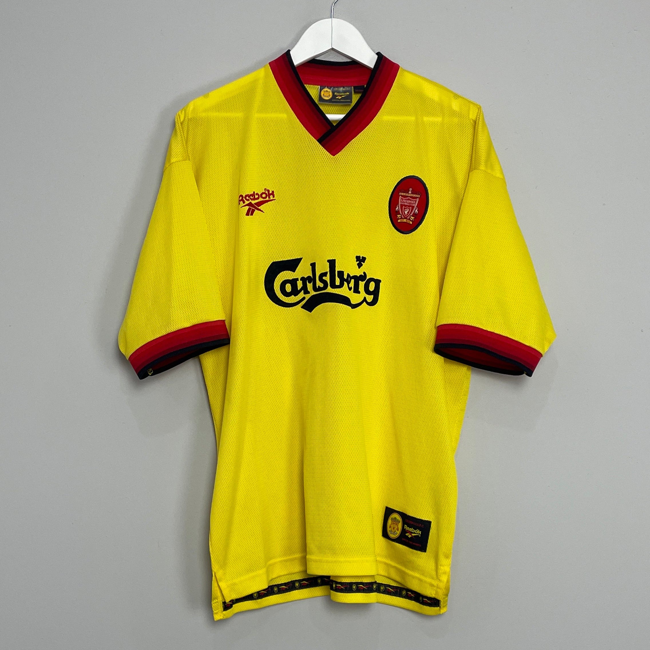Shop 1997/99 LIVERPOOL AWAY SHIRT (XL) REEBOK, classic football shirts, vintage football shirts & retro soccer jerseys at Cult Kits