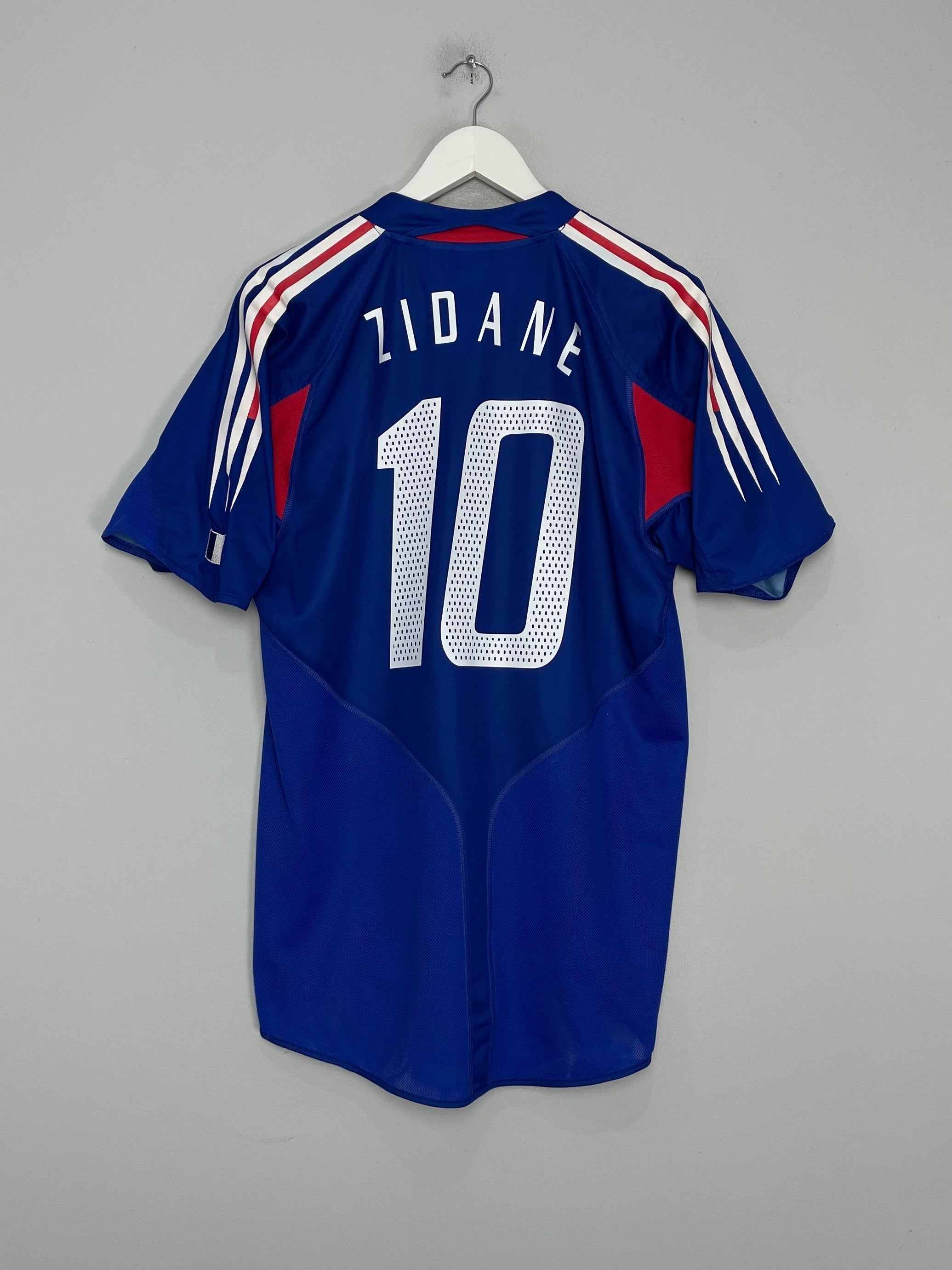 Shop 2004/06 FRANCE ZIDANE #10 HOME SHIRT (M) ADIDAS, classic football shirts, vintage football shirts & retro soccer jerseys at Cult Kits