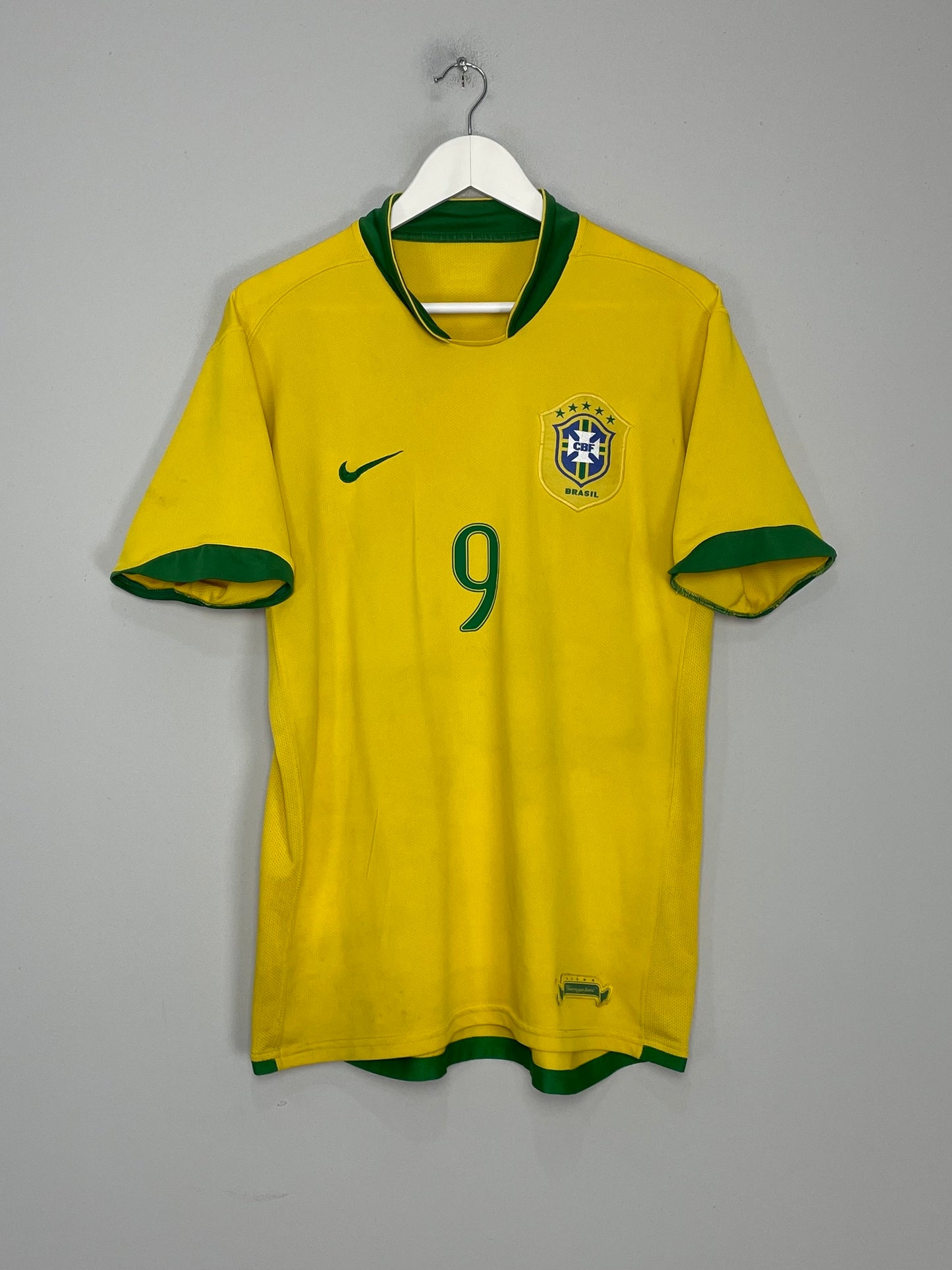2006/07 BRAZIL RONALDO #9 HOME SHIRT (M) NIKE