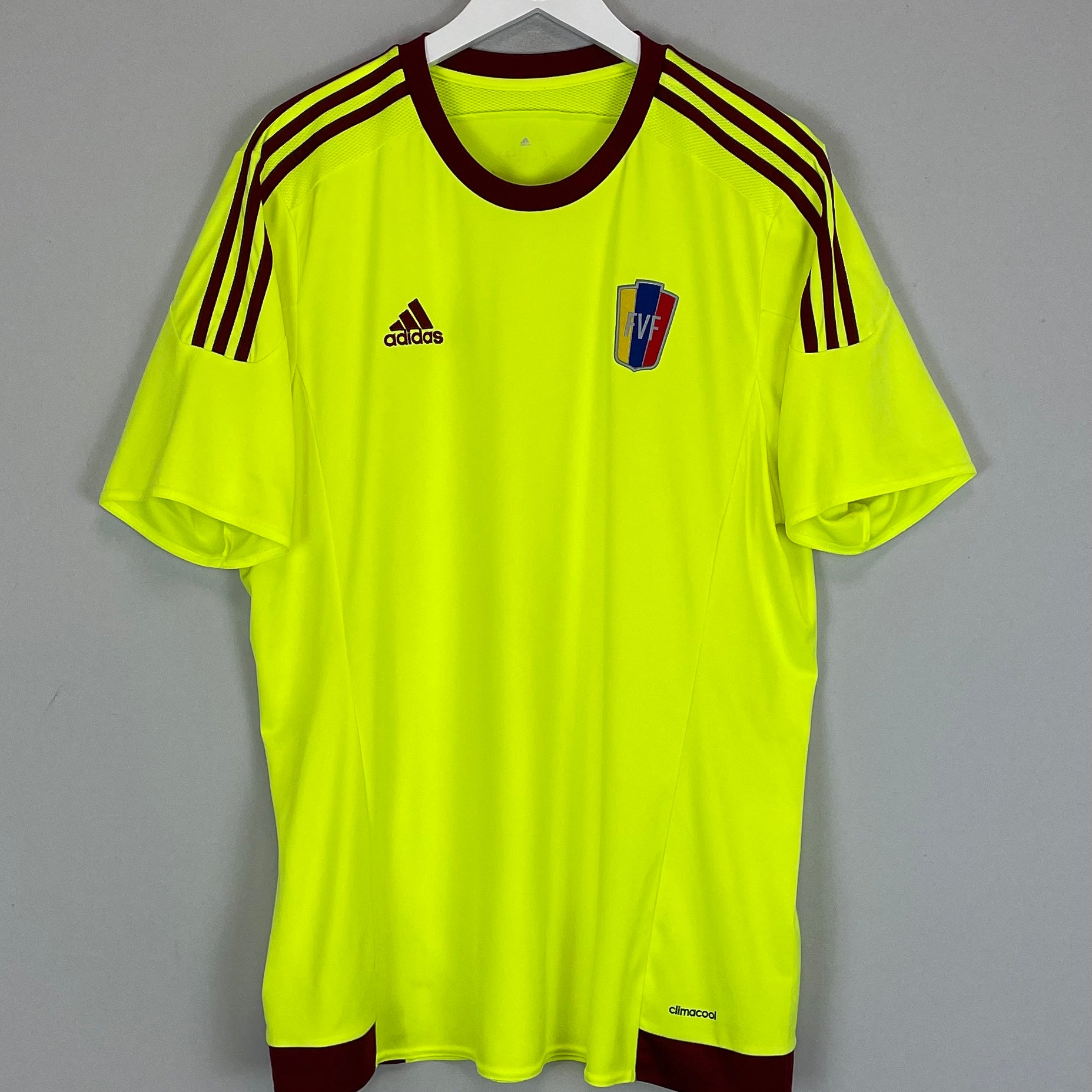 Shop 2015/16 VENEZUELA AWAY SHIRT (XL) ADIDAS, classic football shirts, vintage football shirts & retro soccer jerseys at Cult Kits