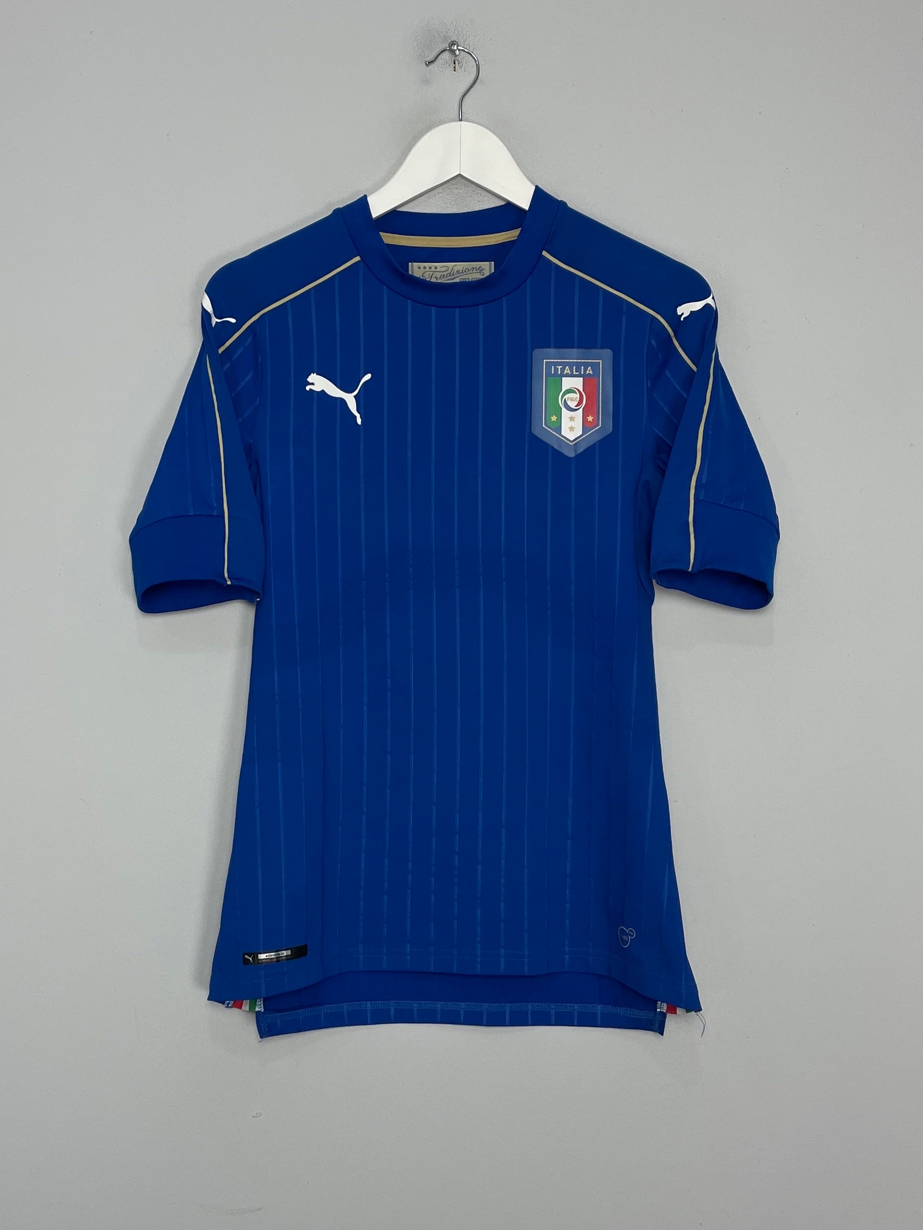 Shop 2016/17 ITALY *PLAYER ISSUE* HOME SHIRT (M) PUMA, classic football shirts, vintage football shirts & retro soccer jerseys at Cult Kits