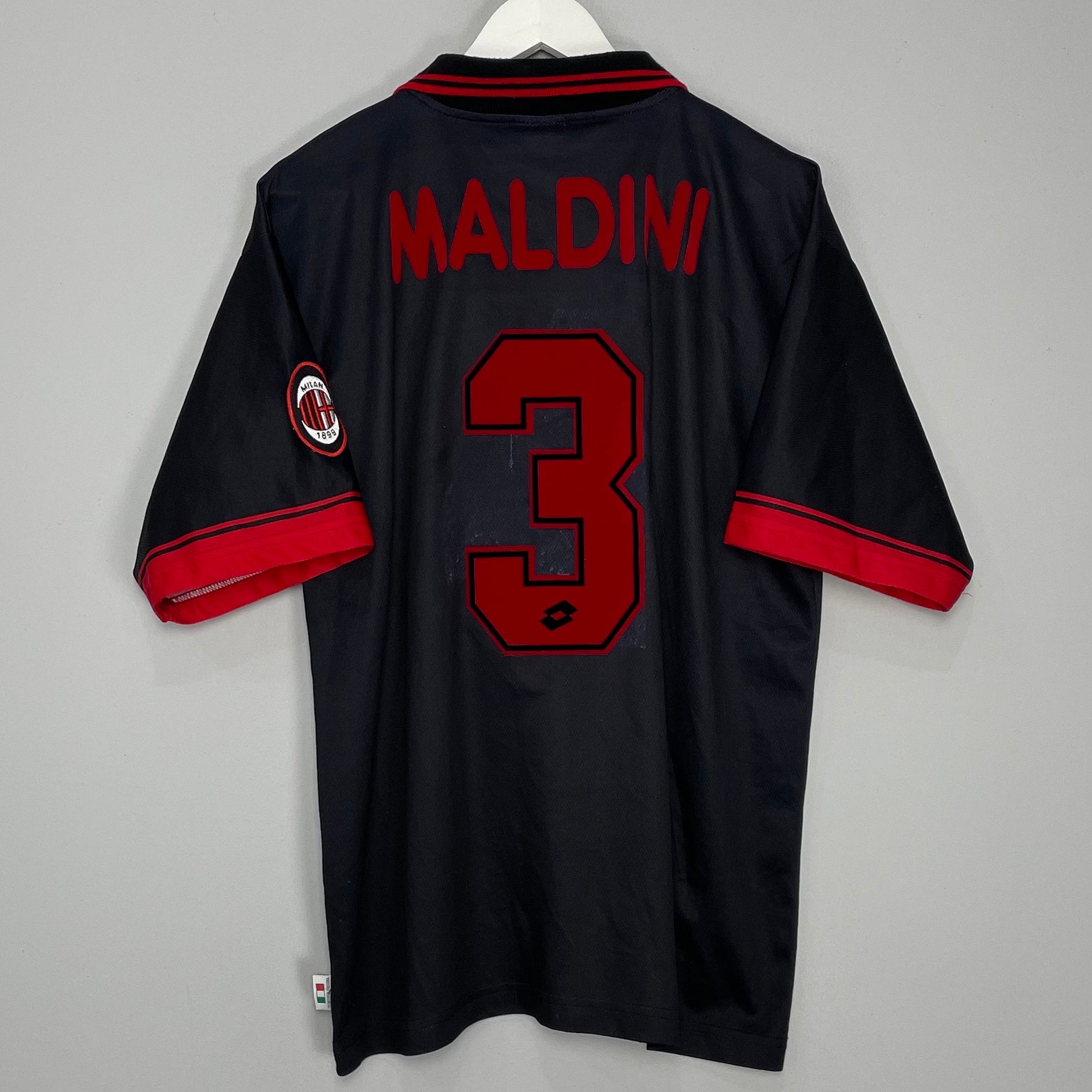 Shop 1996/97 AC MILAN MALDINI #3 THIRD SHIRT (L) LOTTO, classic football shirts, vintage football shirts & retro soccer jerseys at Cult Kits